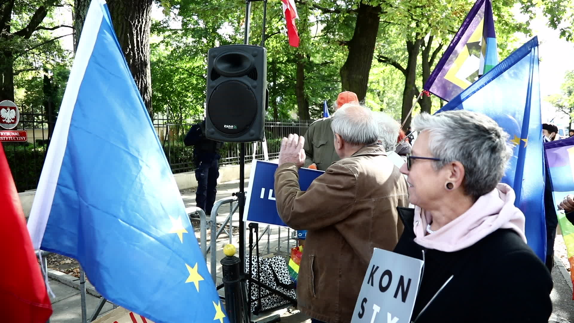 Rally at Constitutional Tribunal in Warsaw over primacy of EU law