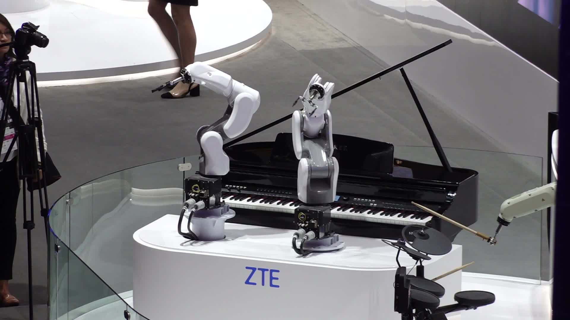 Mobile World Congress - Day 1