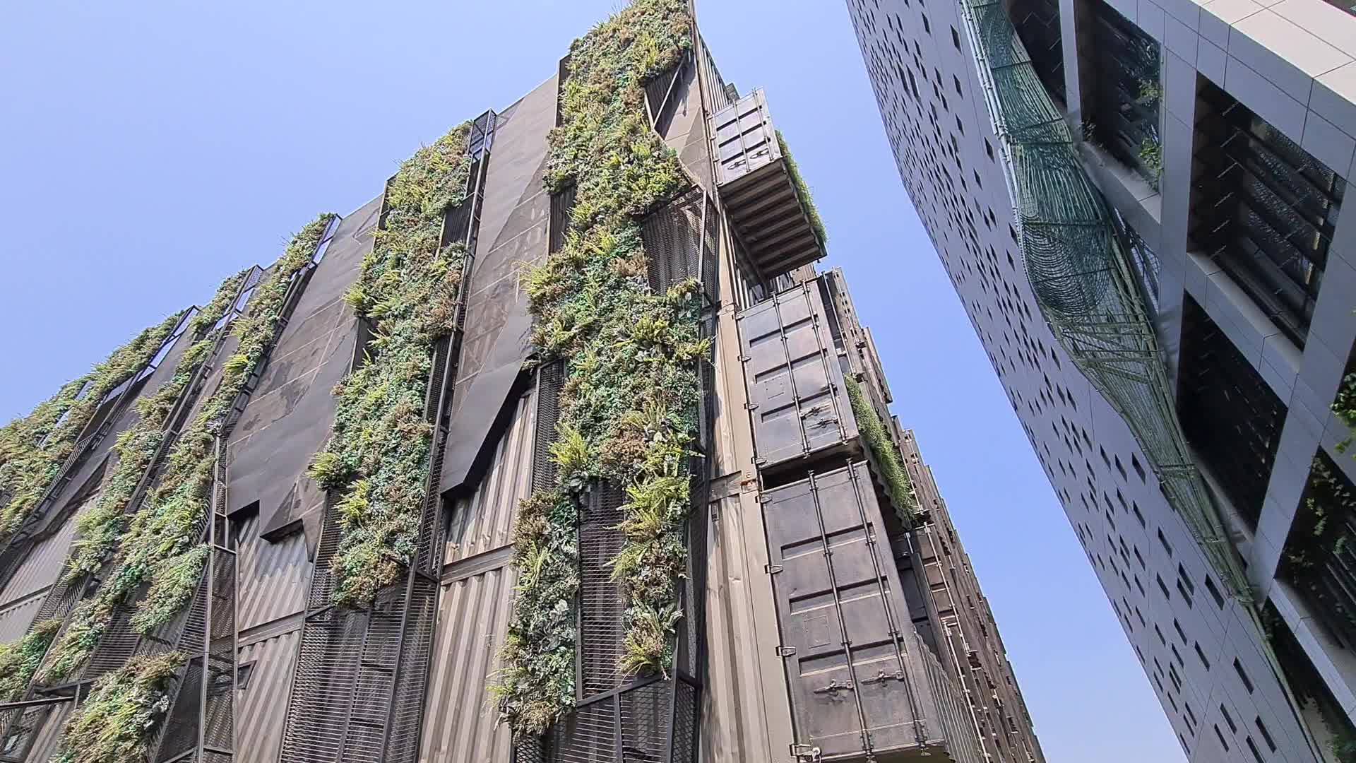 Hotels Made of Containers in Indonesia
