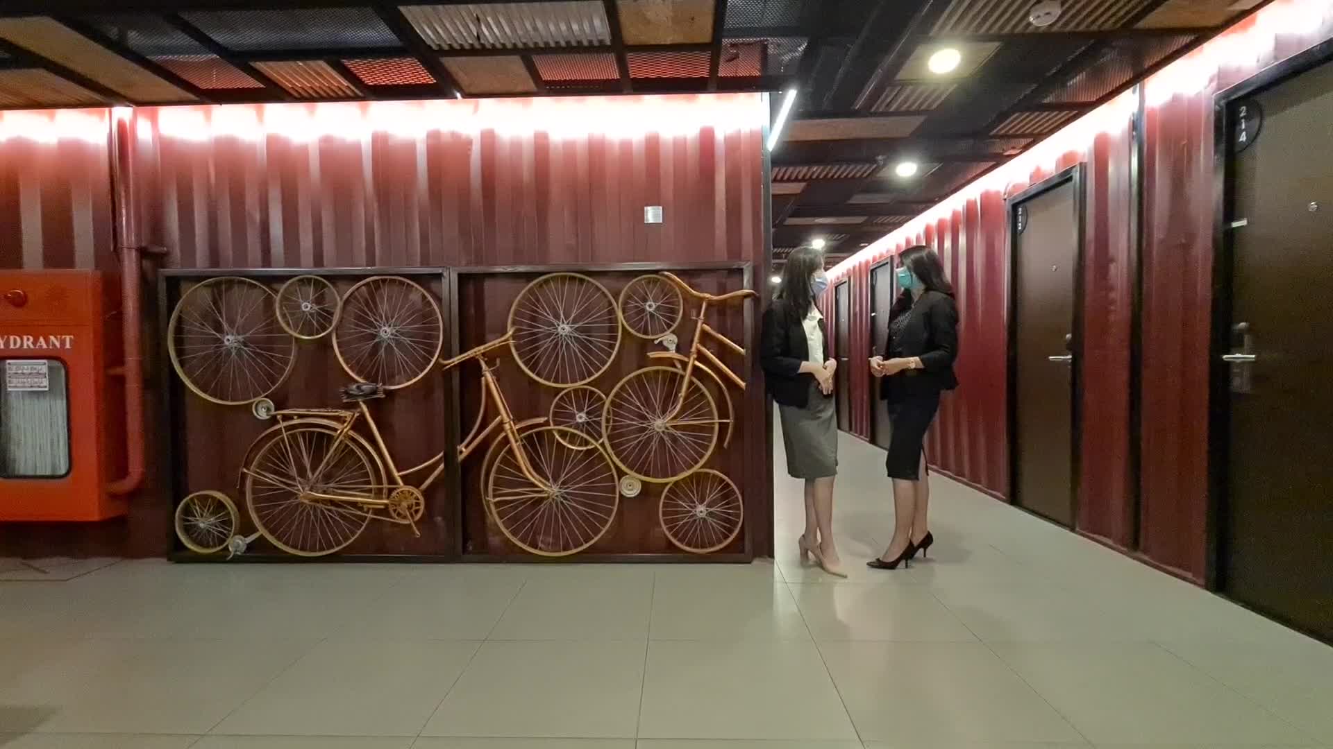 Hotels Made of Containers in Indonesia