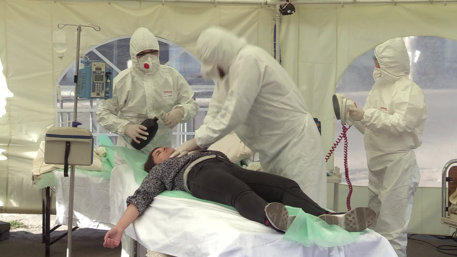 'Vaccinate our world' rally in Ukraine