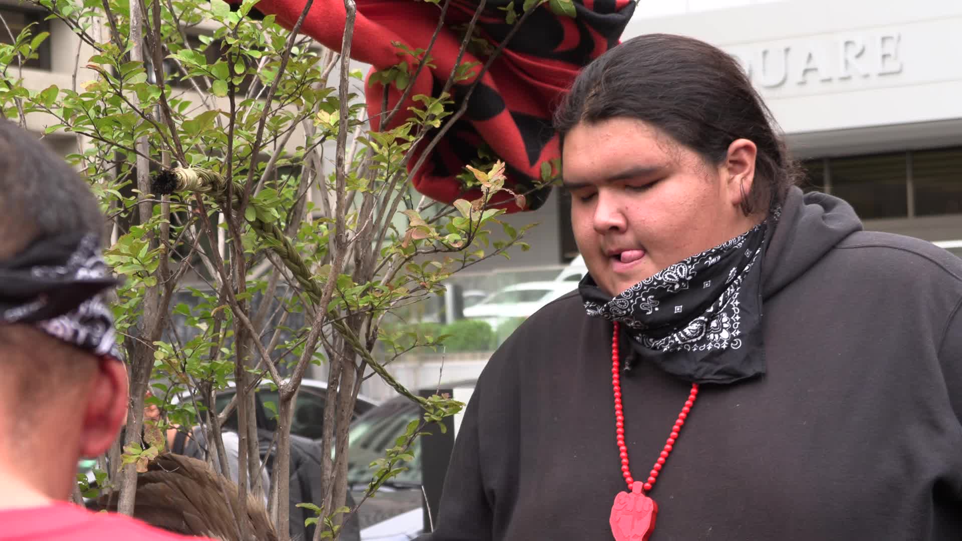 Virginia: Climate activists confront Jaime Pinkham 