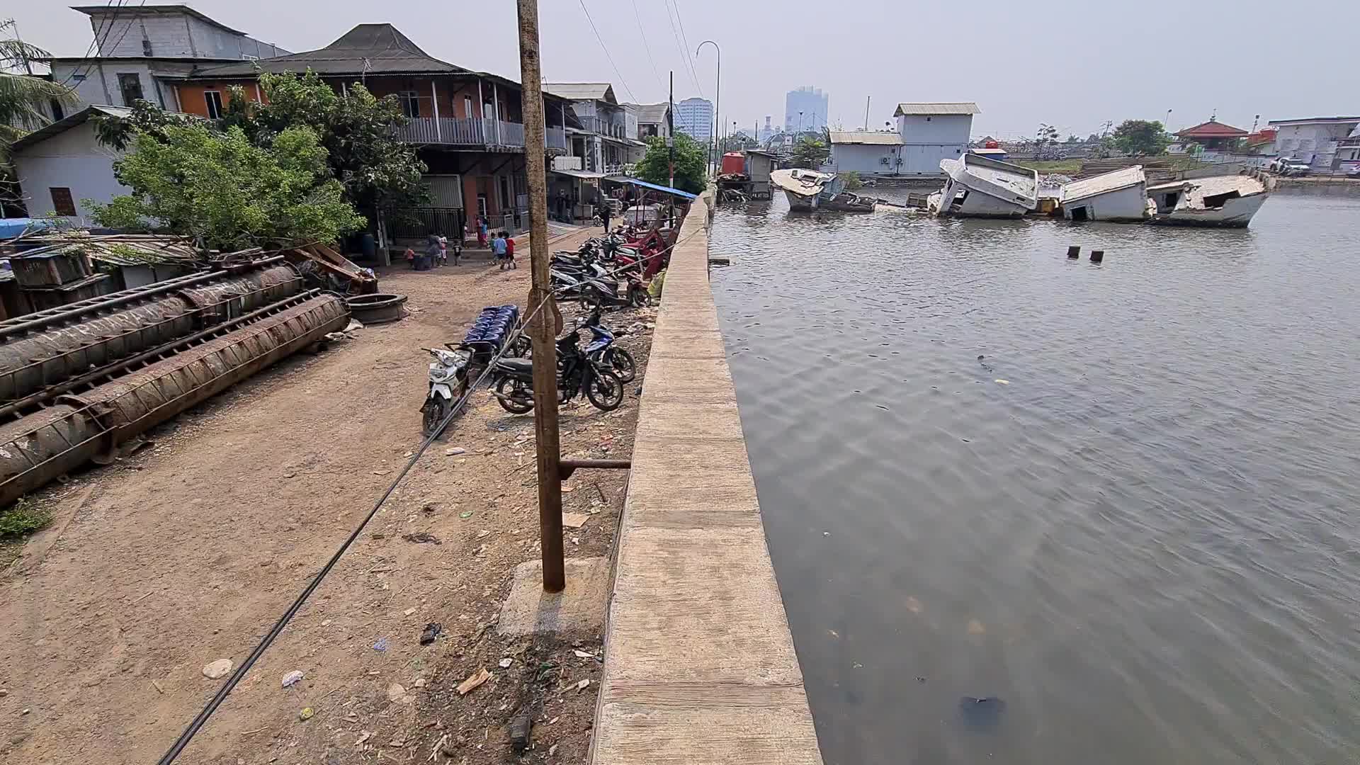 Jakarta is in danger of sinking