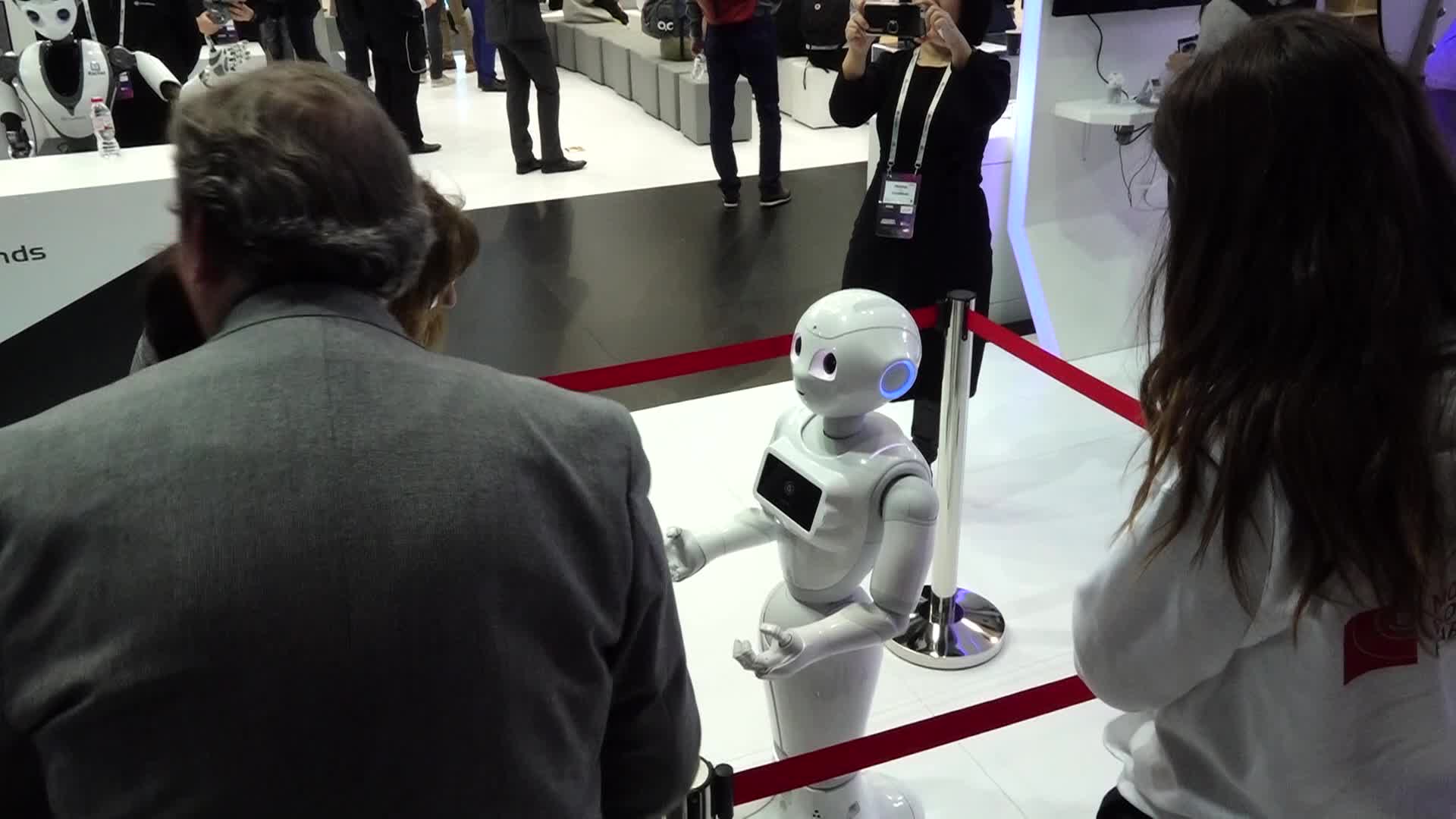 Barcelona: robots interact with humans at the Mobile World Congress