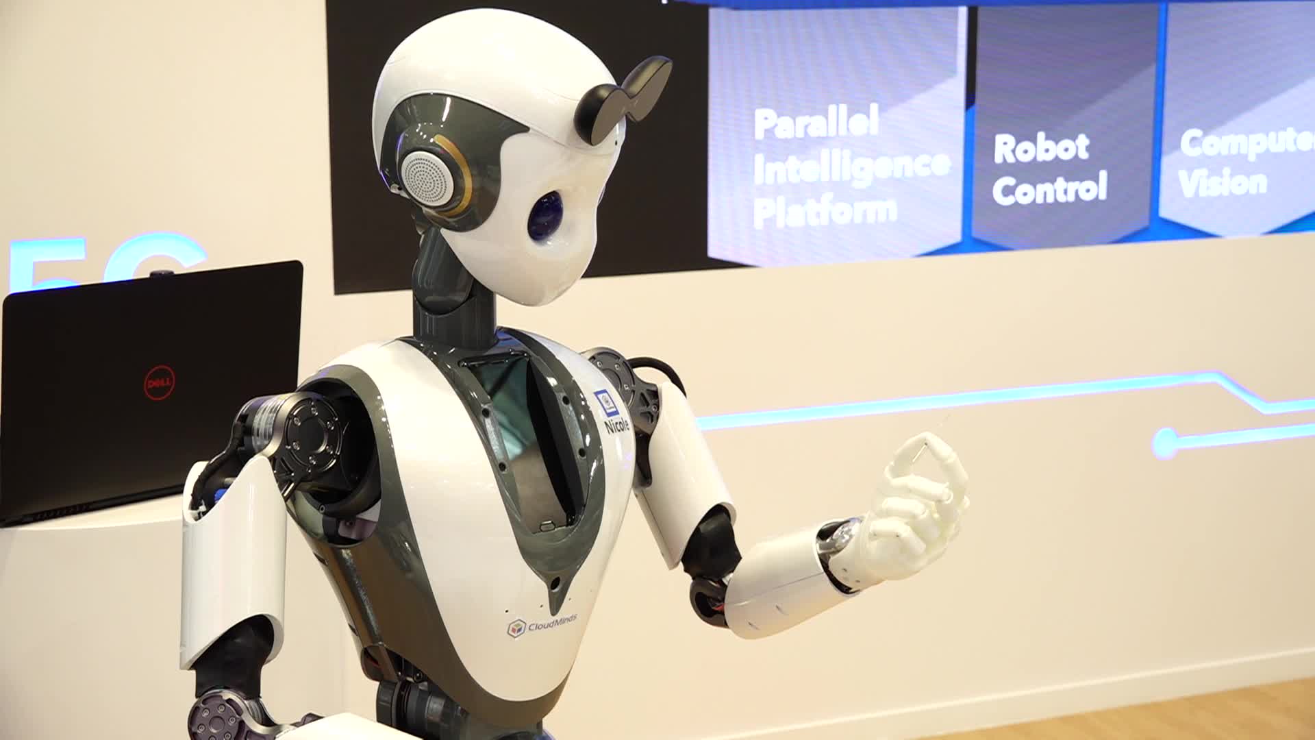 Barcelona: robots interact with humans at the Mobile World Congress