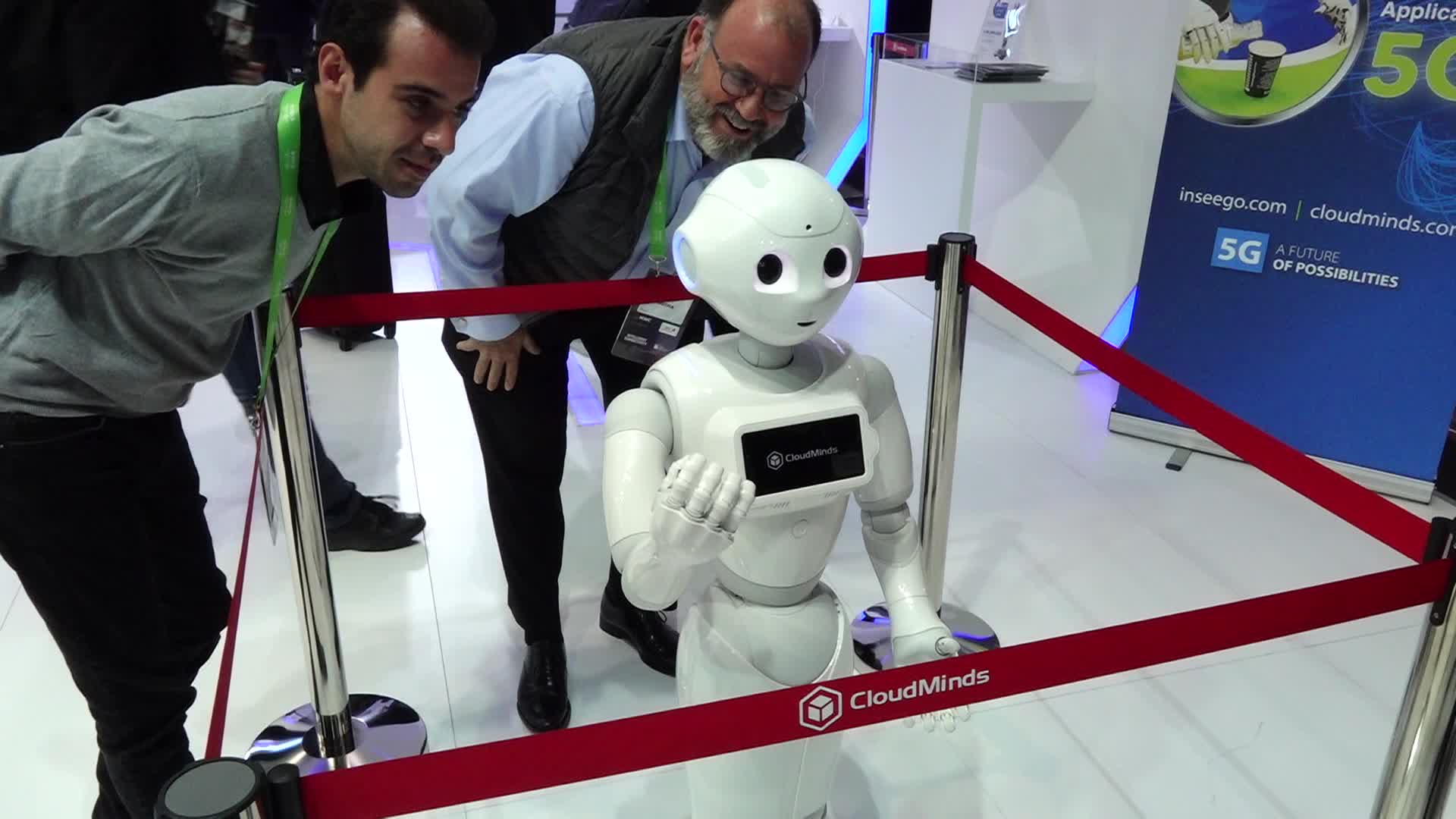 Barcelona: robots interact with humans at the Mobile World Congress