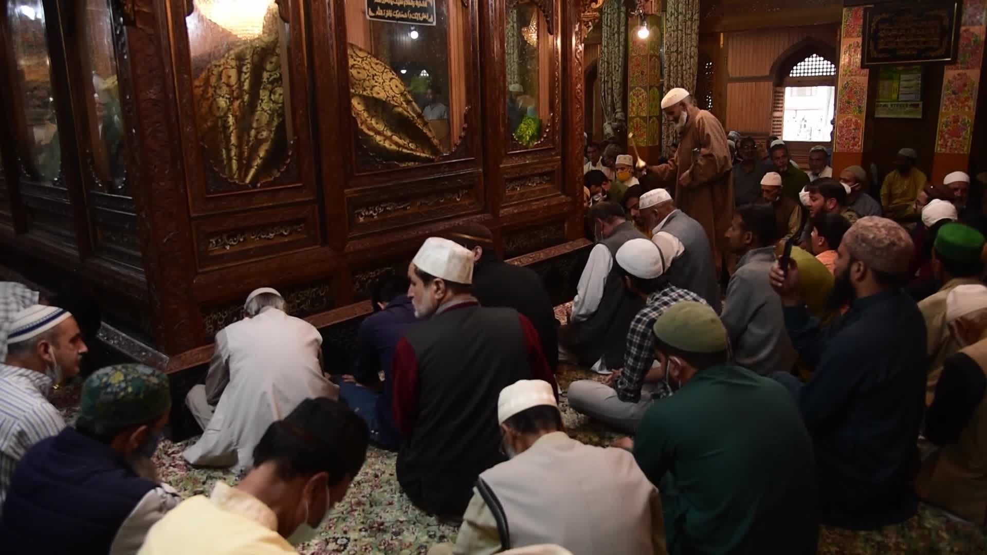 Special mass prayers In Kashmir