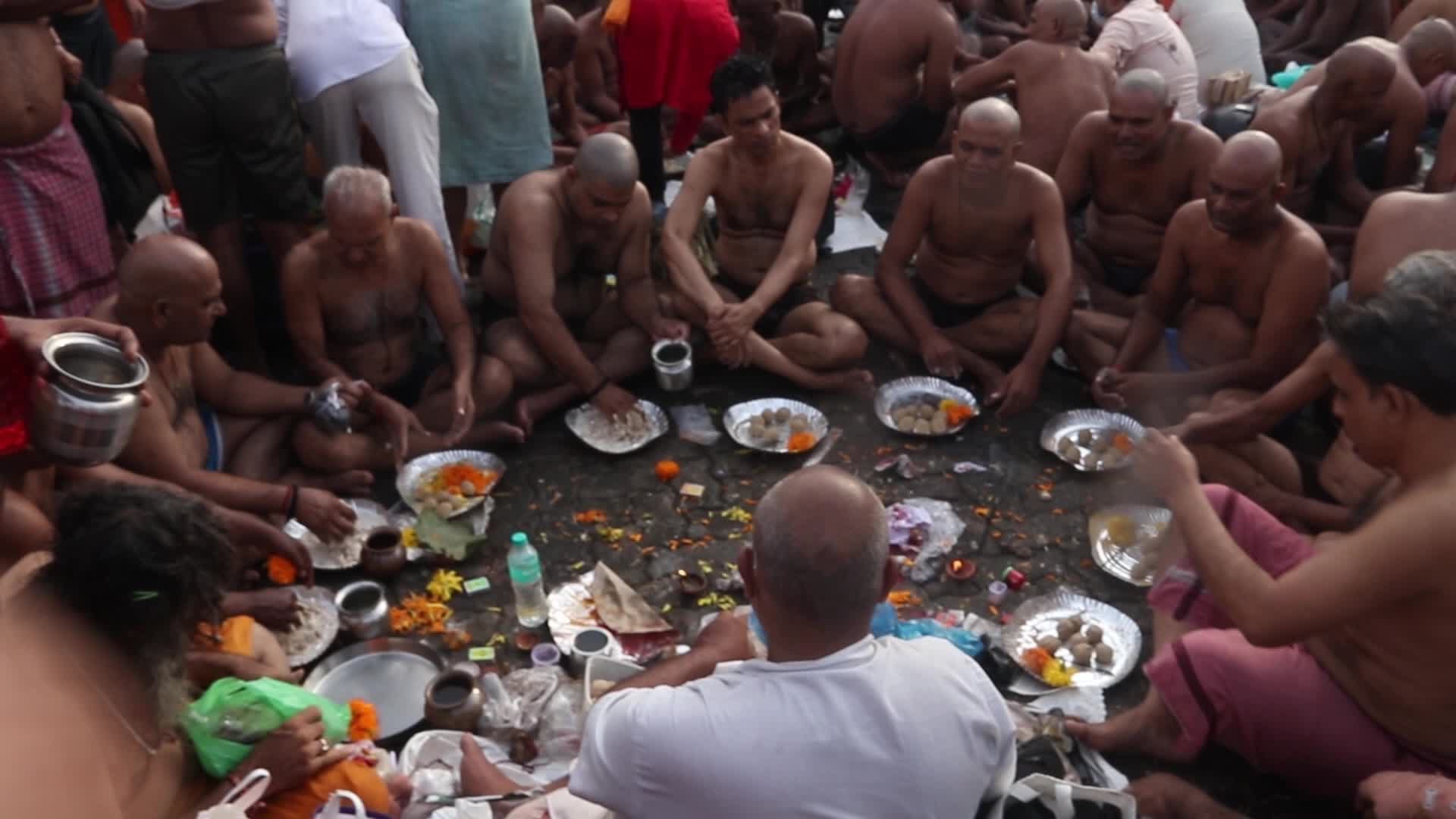 'Sarvapitri Amavasya' Ritual In India