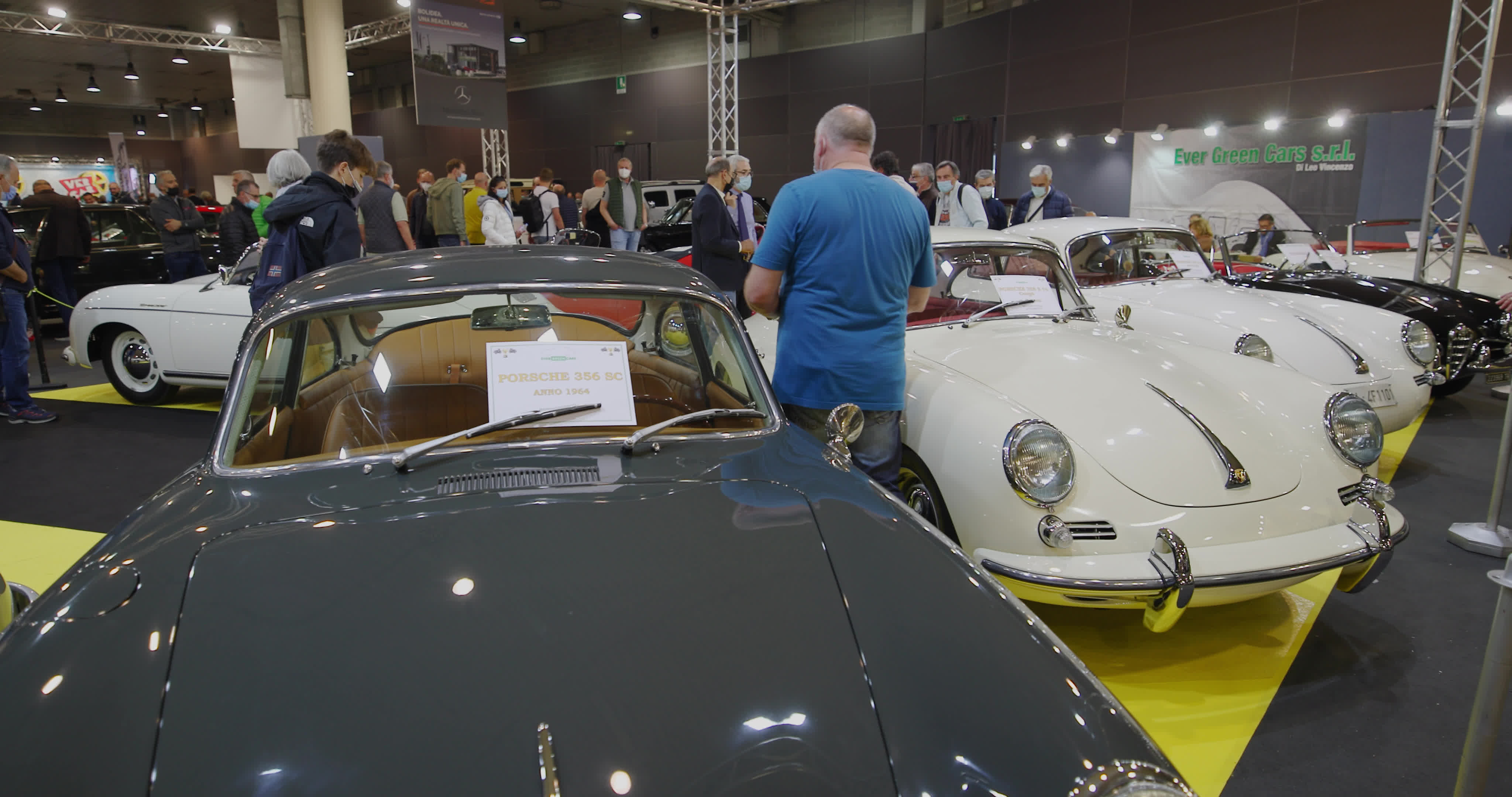 Auto e Moto d’Epoca in Padua, the biggest vintage car market in Europe