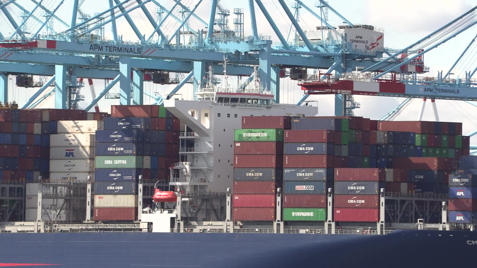 NJ:  Port Newark Container Terminal 