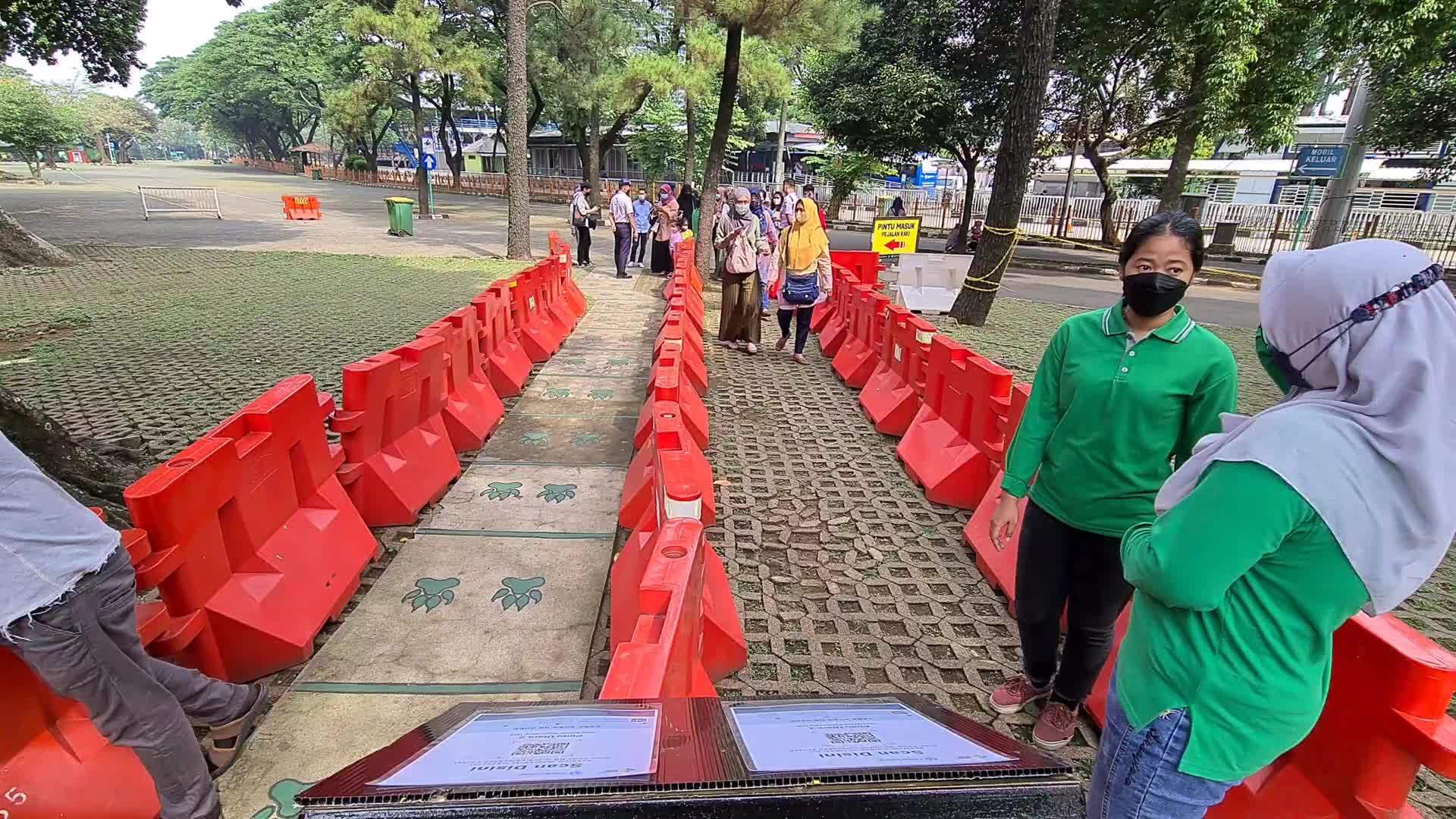 Zoo reopens in Jakarta, Indonesia