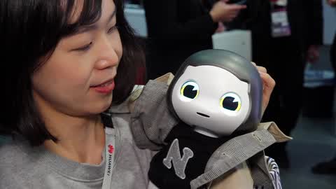 Liku Robot At Mobile World Congress