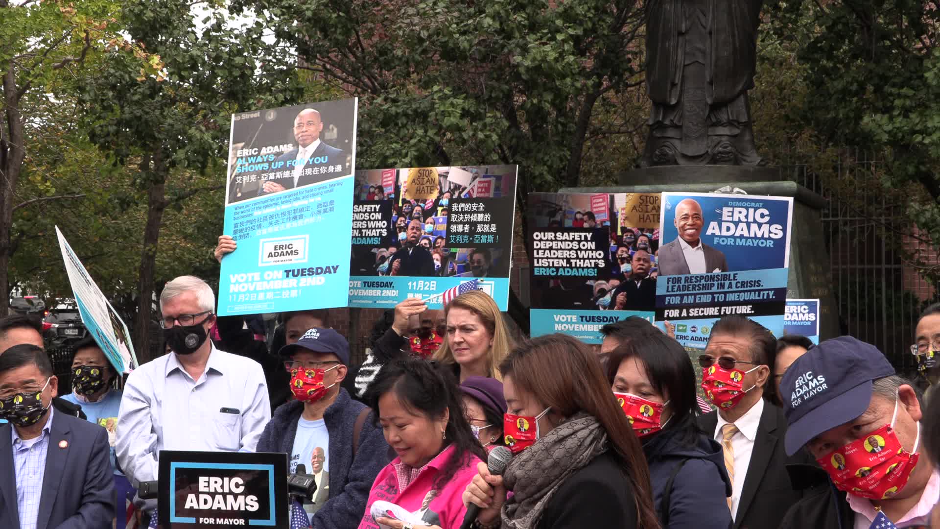 NYC: Eric Adams campaigns in Chinatown
