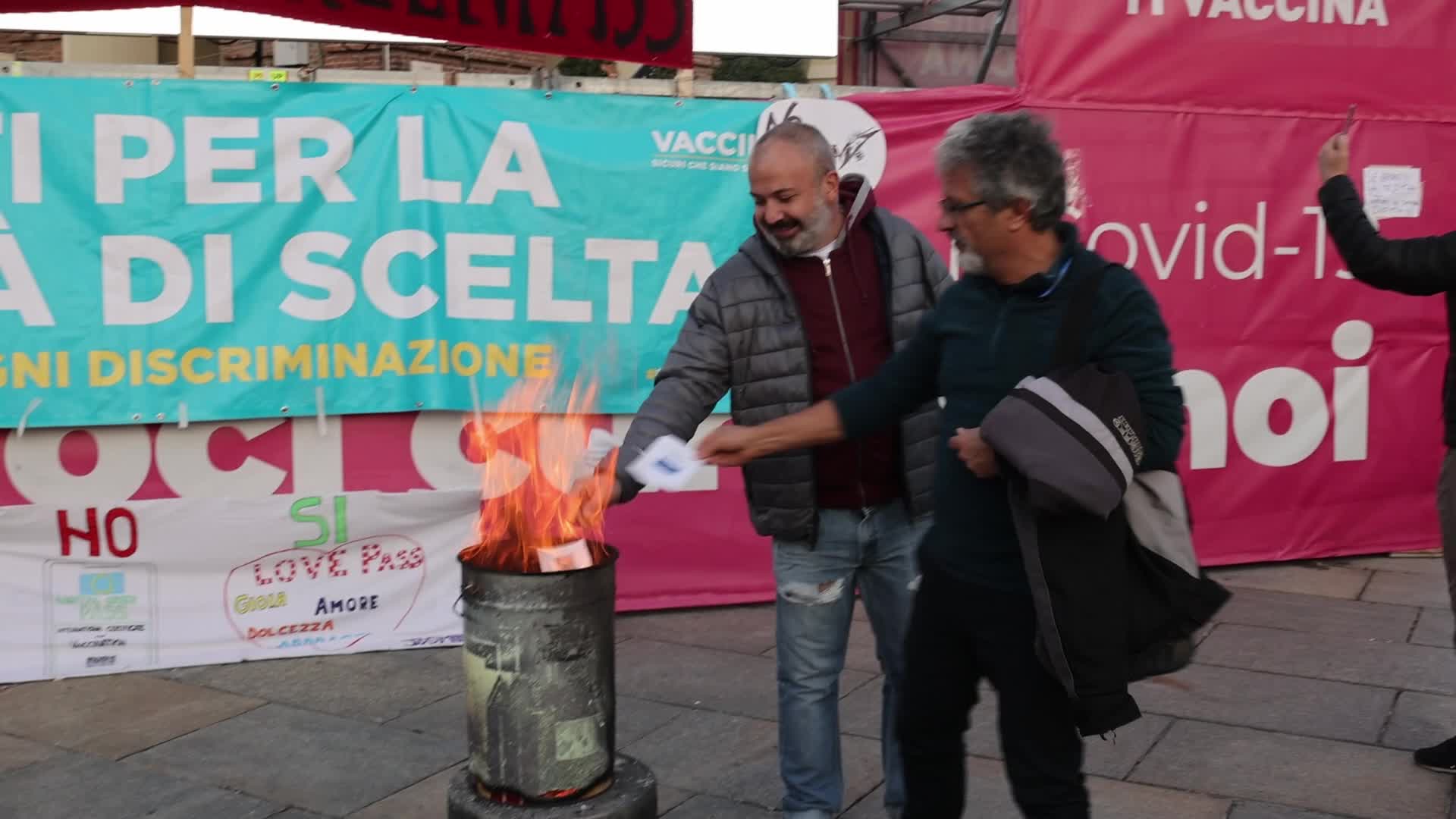 No Green Pass Protests as Italy makes mandatory in the work place 
