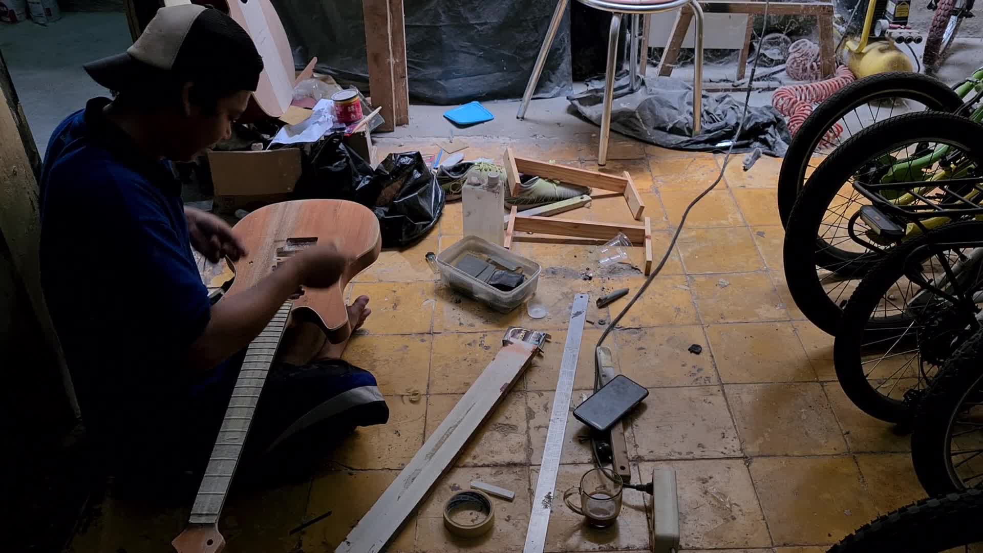 Electric Guitar Business In Indonesia Amid The Covid-19 Pandemic