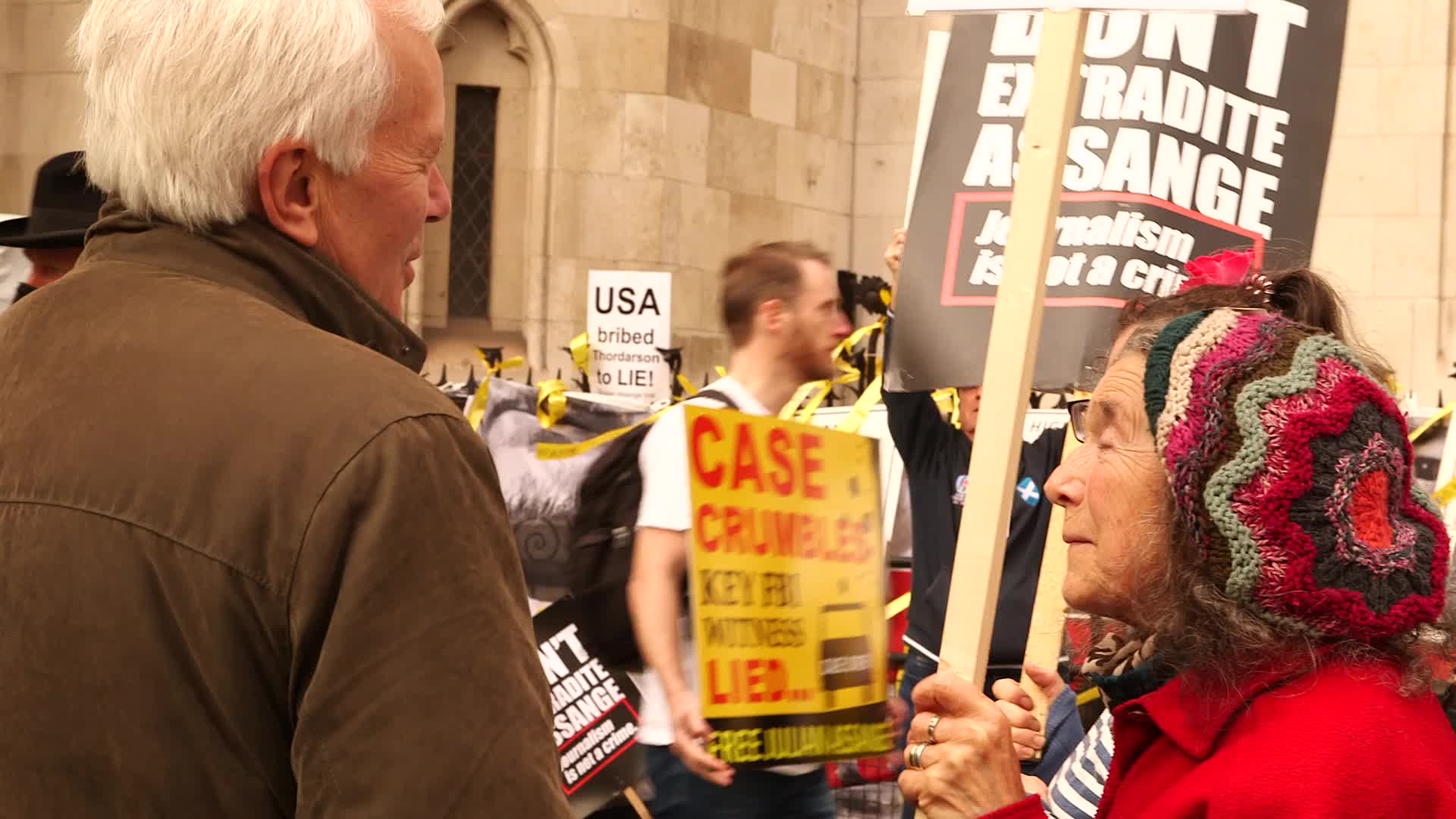 Supporters of Wikileaks founder Julian Assange protest in London