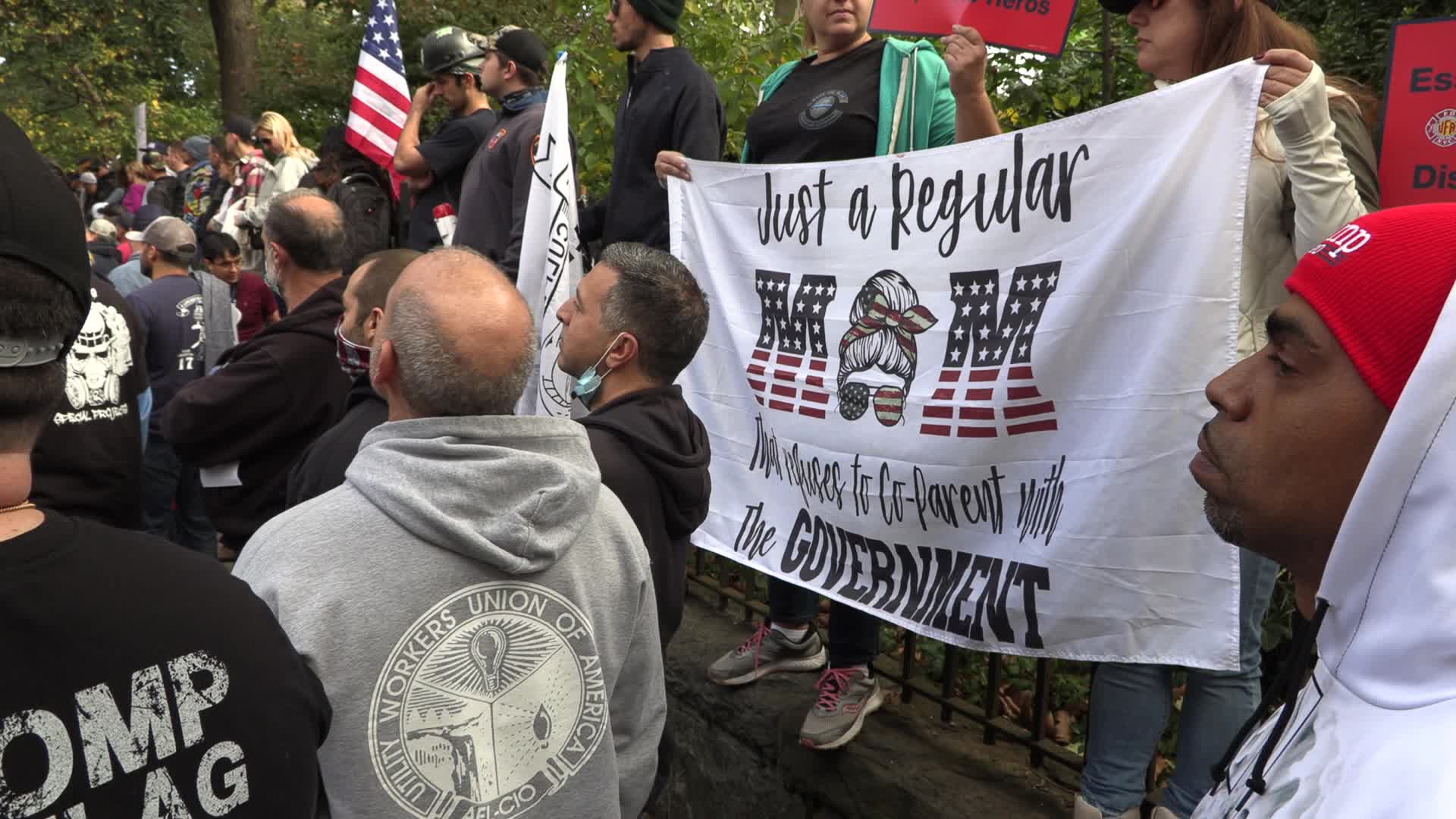 NYC: FDNY Anti-Mandate rally