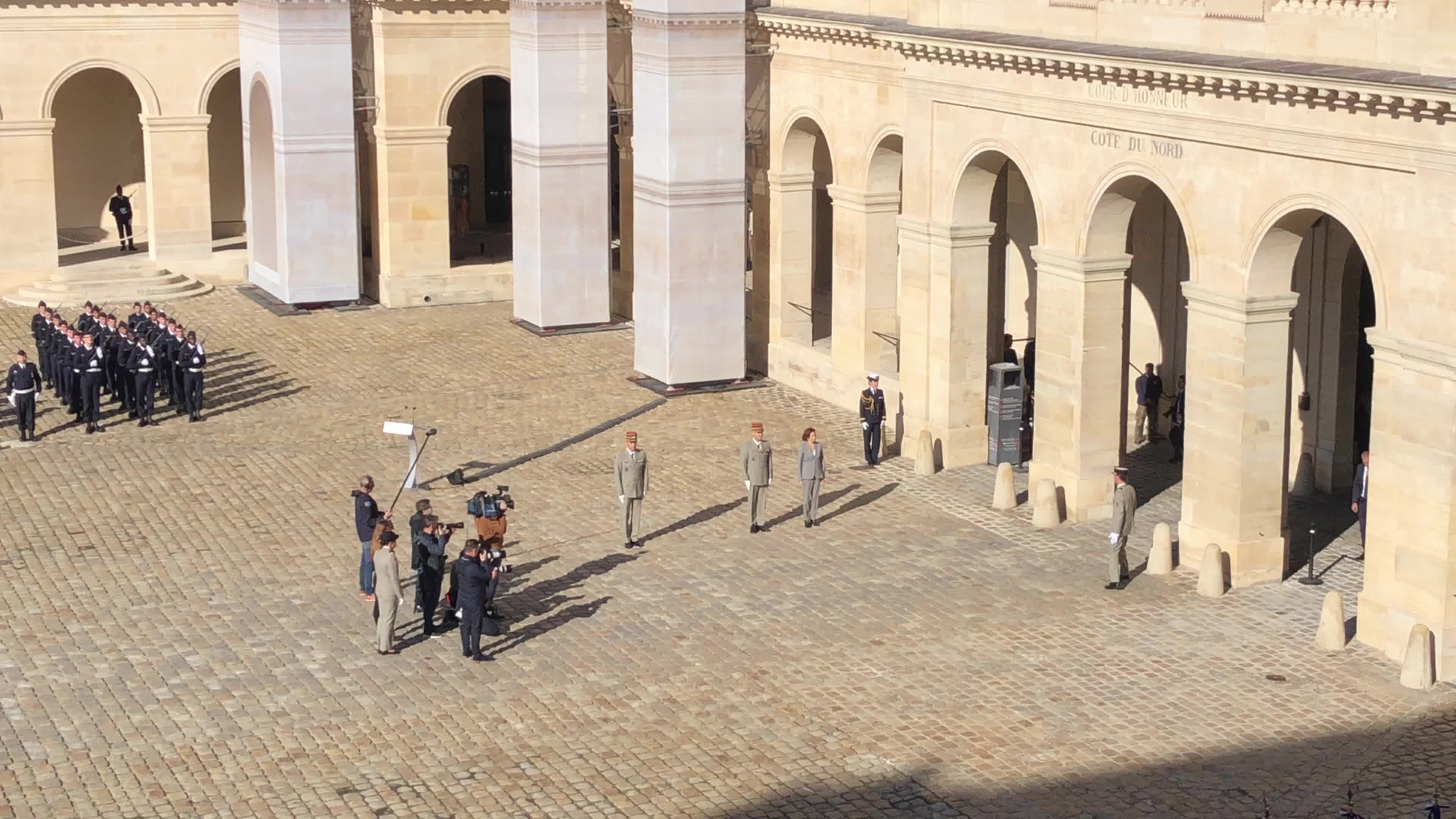 Macron at the Hotel des Invalides 30 years after the war in Kuwait and Iraq