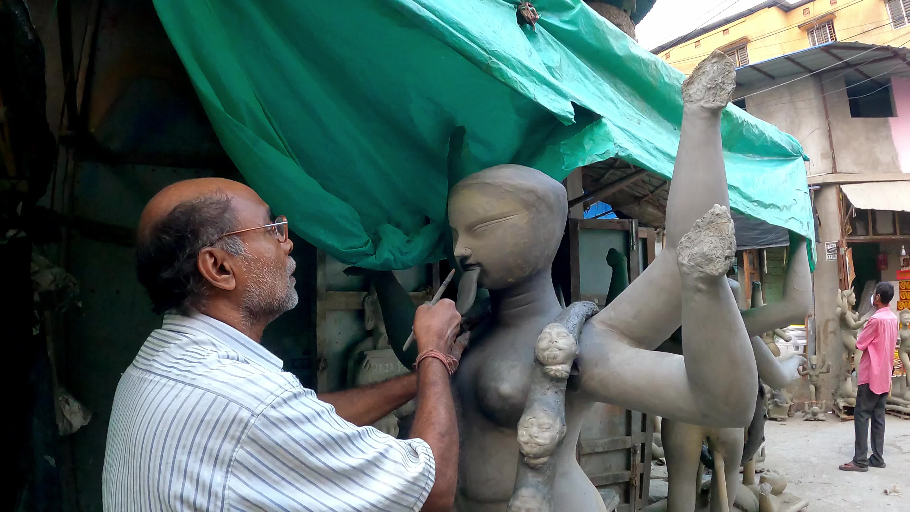 Preparation Of Kali Puja Festival In Kolkata