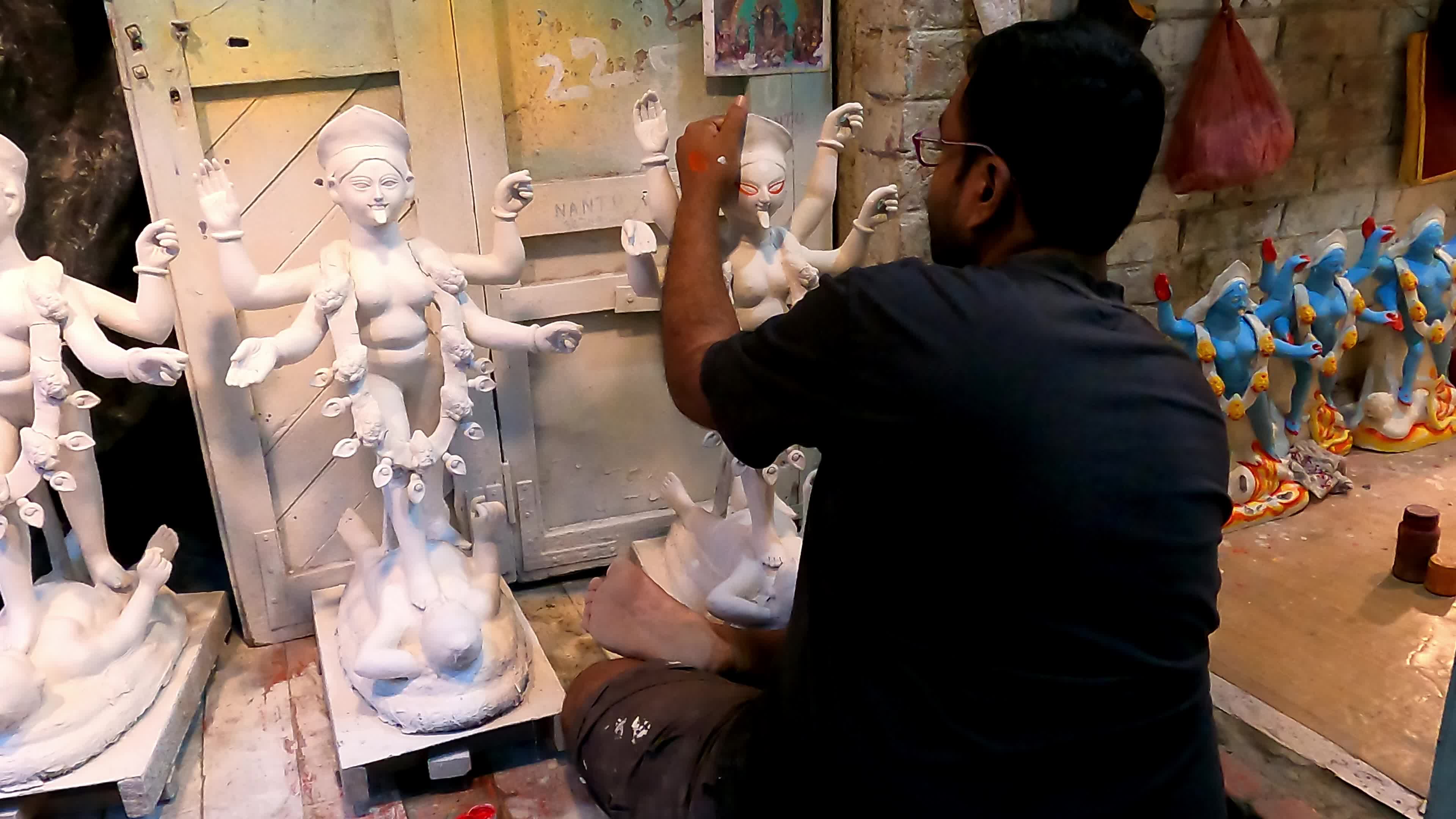 Preparation Of Kali Puja Festival In Kolkata