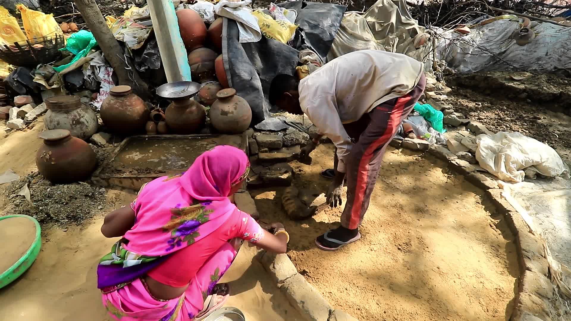 Diwali festival preparations in Jaipur-Earthen Lamps