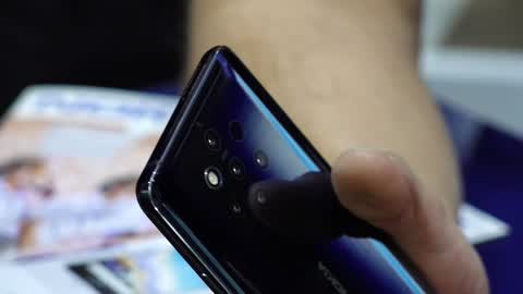 The new Nokia 9 PureView with 5 cameras