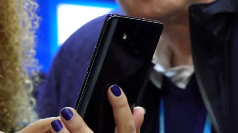 The new Nokia 9 PureView with 5 cameras