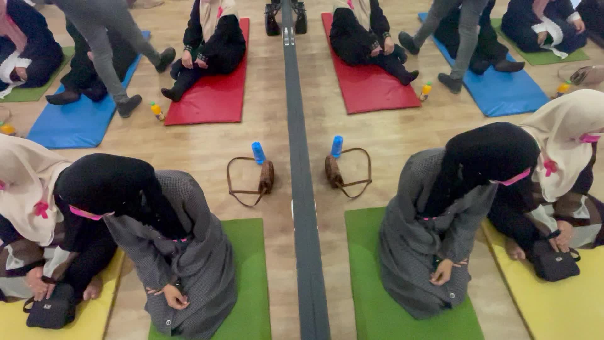 Palestinian cancer patients practise yoga