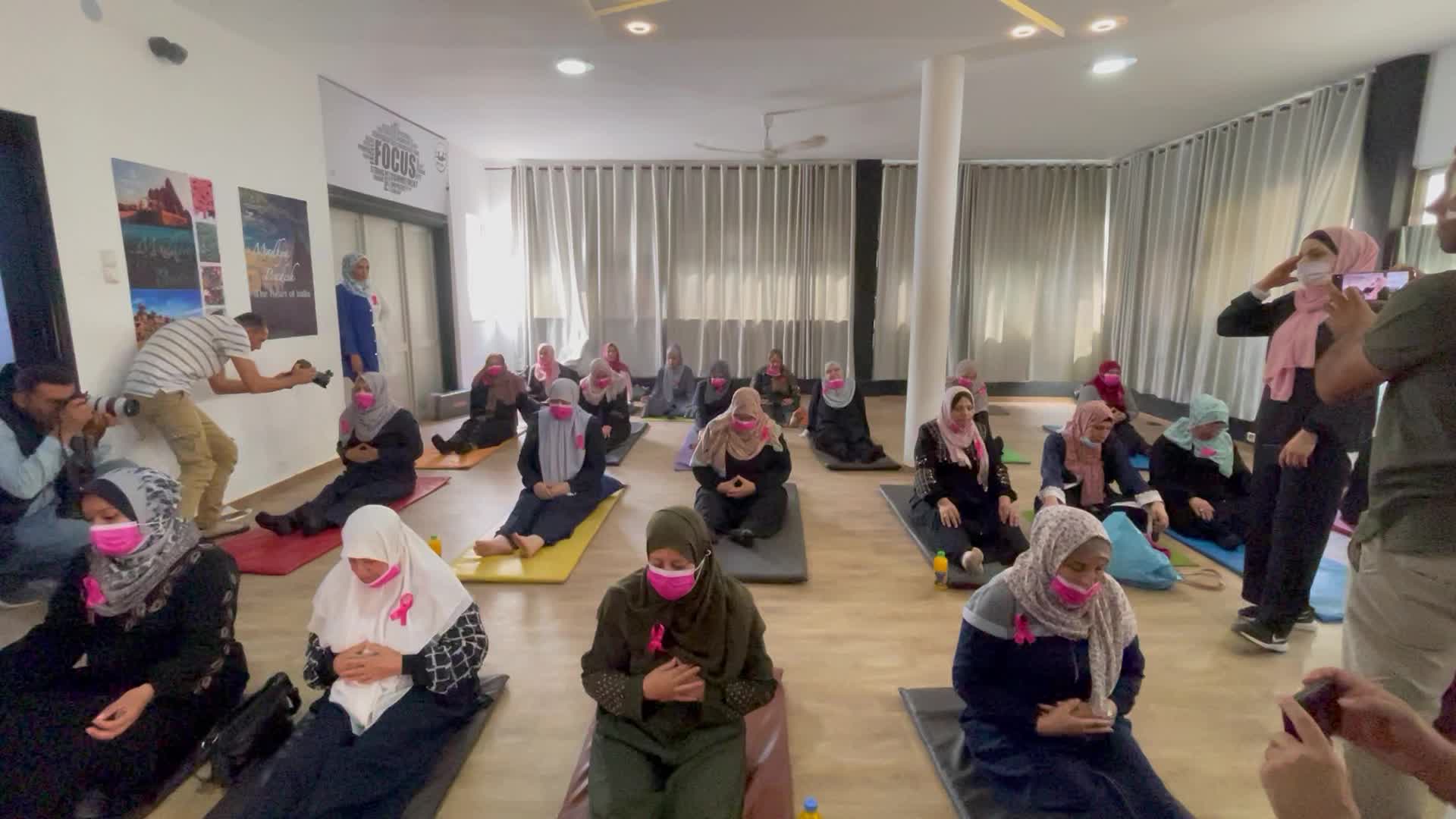 Palestinian cancer patients practise yoga