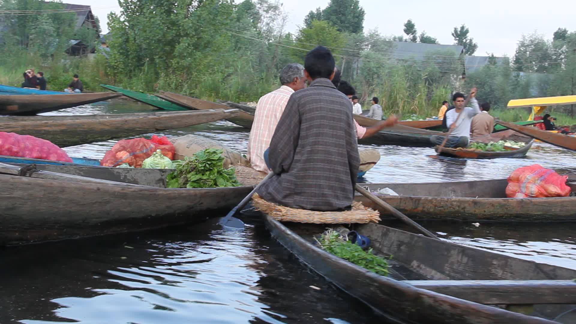 Floating vegetable market on Dal Lake in Srinagar
