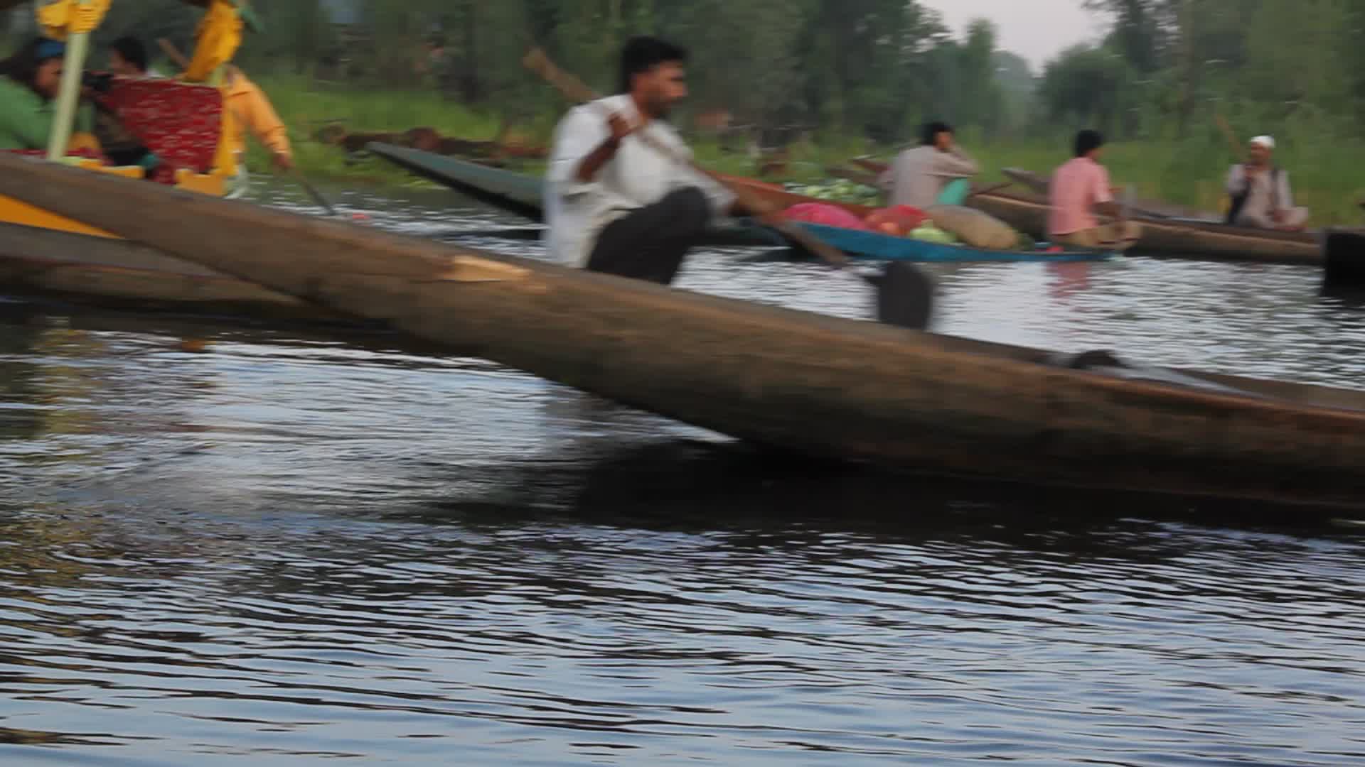 Floating vegetable market on Dal Lake in Srinagar