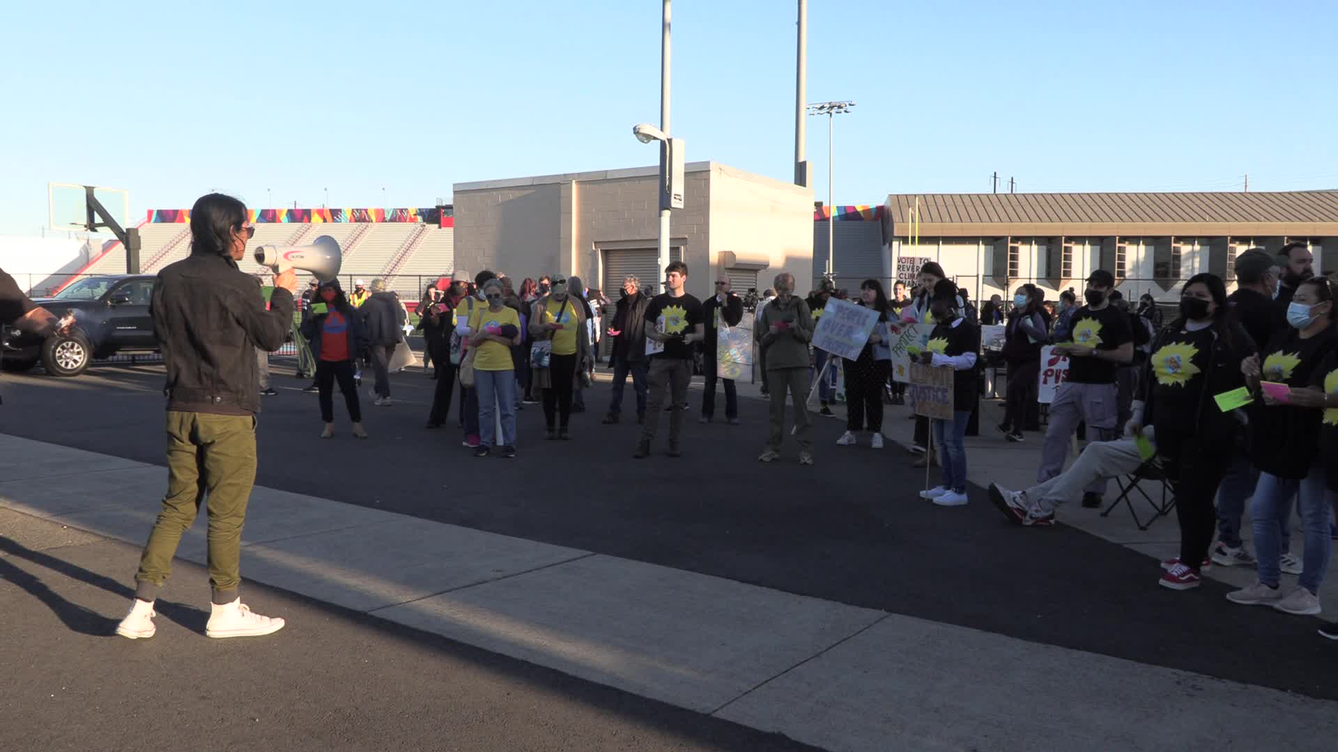 NJ: Newark residents protest new fracked gas power plant and call for clean air