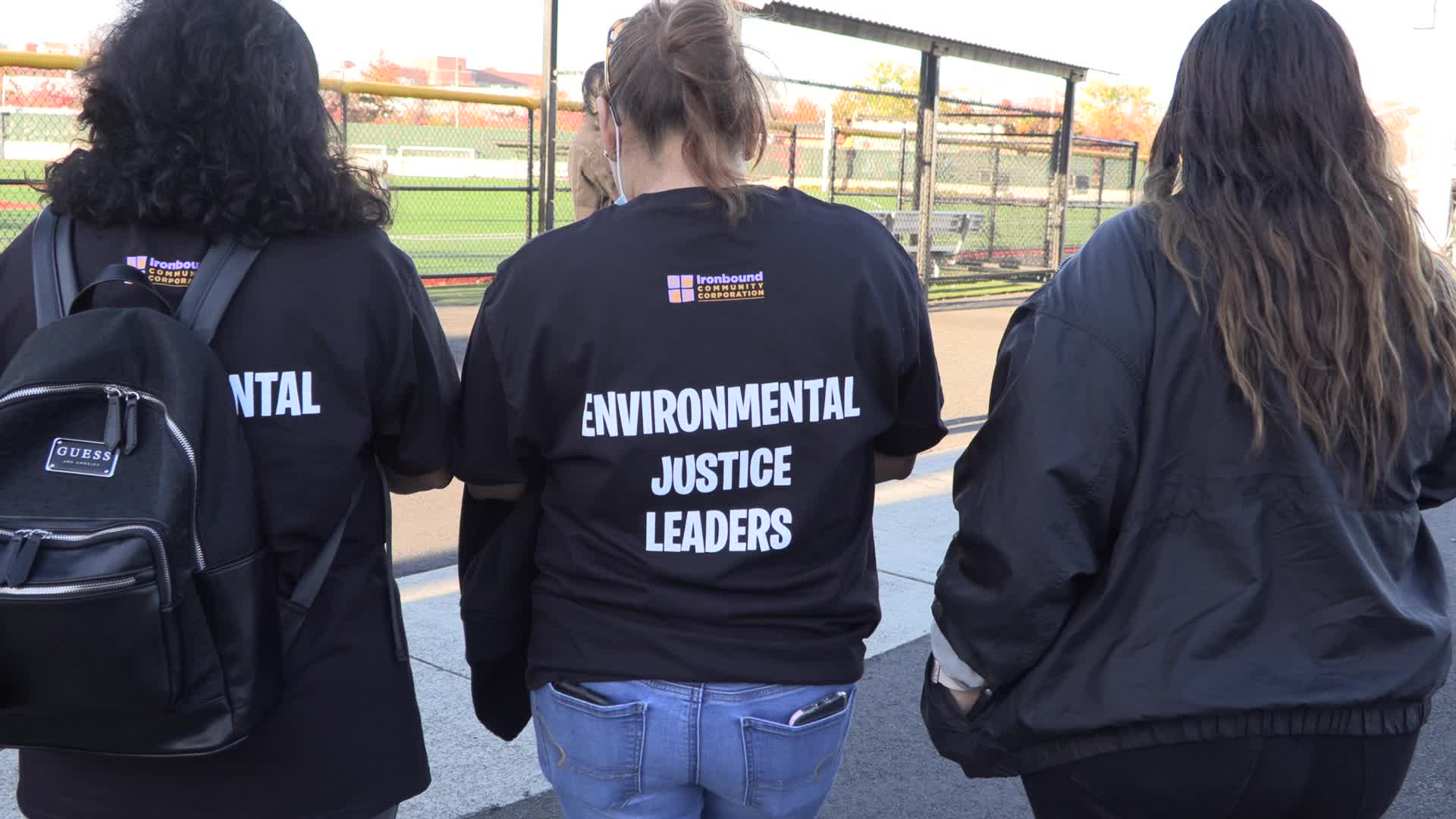 NJ: Newark residents protest new fracked gas power plant and call for clean air