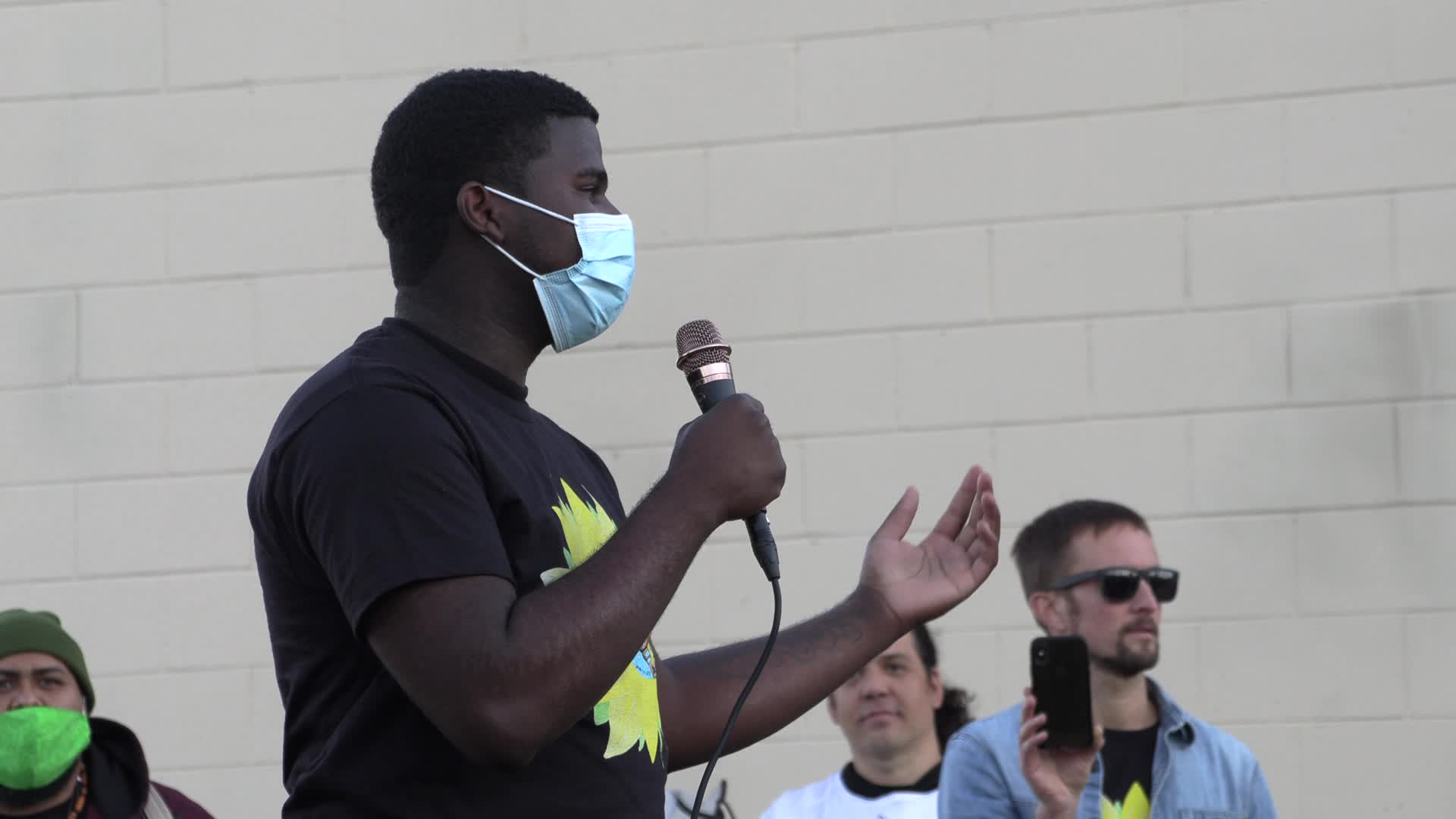 NJ: Newark residents protest new fracked gas power plant and call for clean air