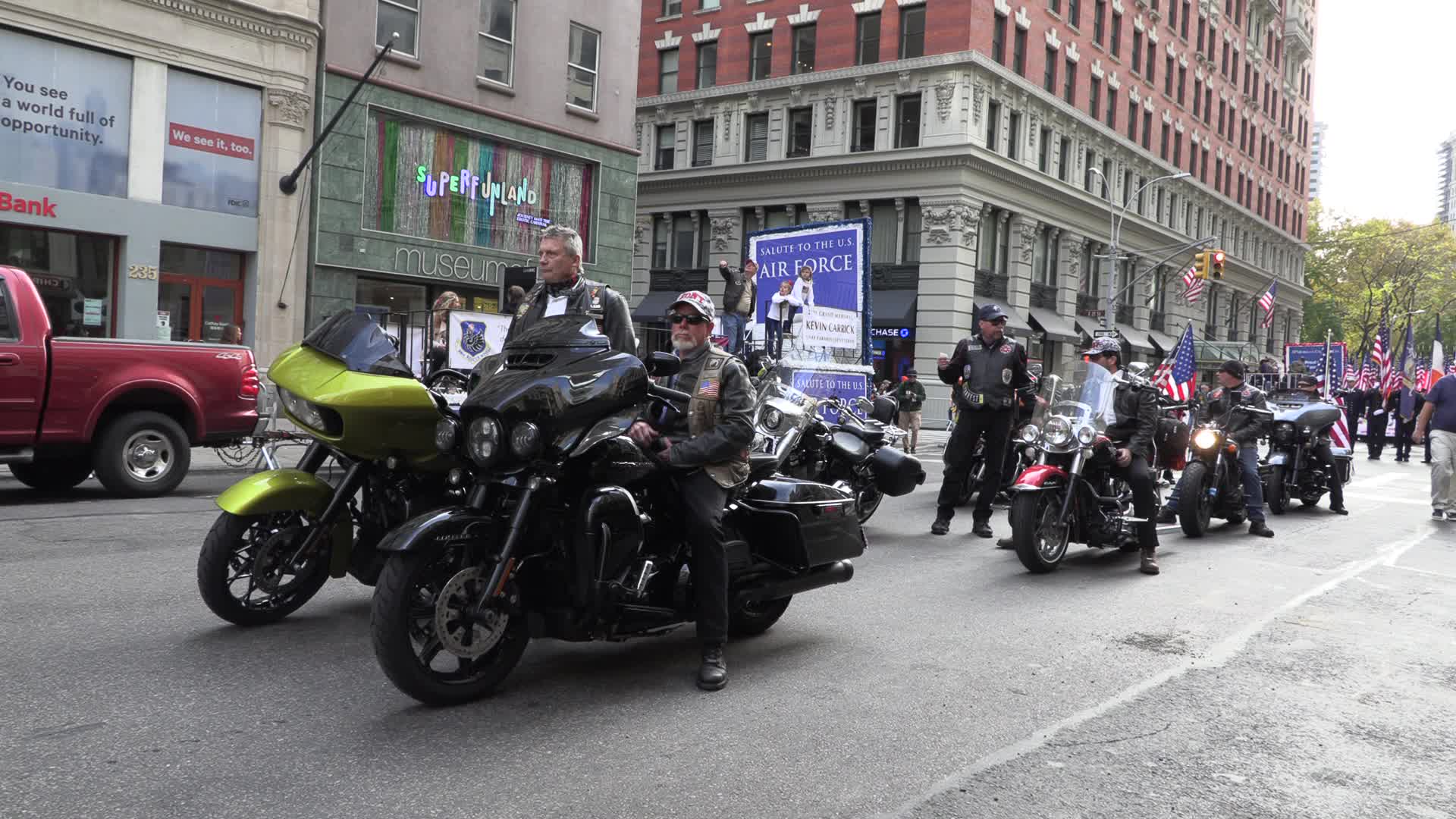 NYC: Veterans Day Parade 2021