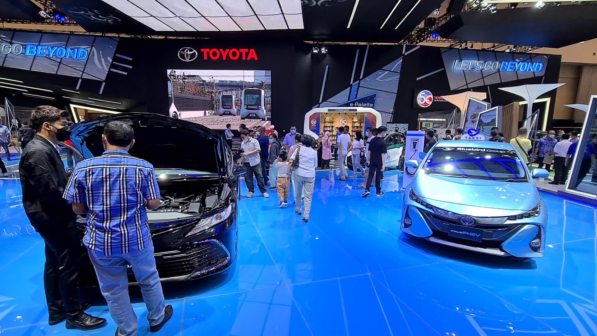 Indonesian Car Exhibition Amid The Covid-19 Pandemic
