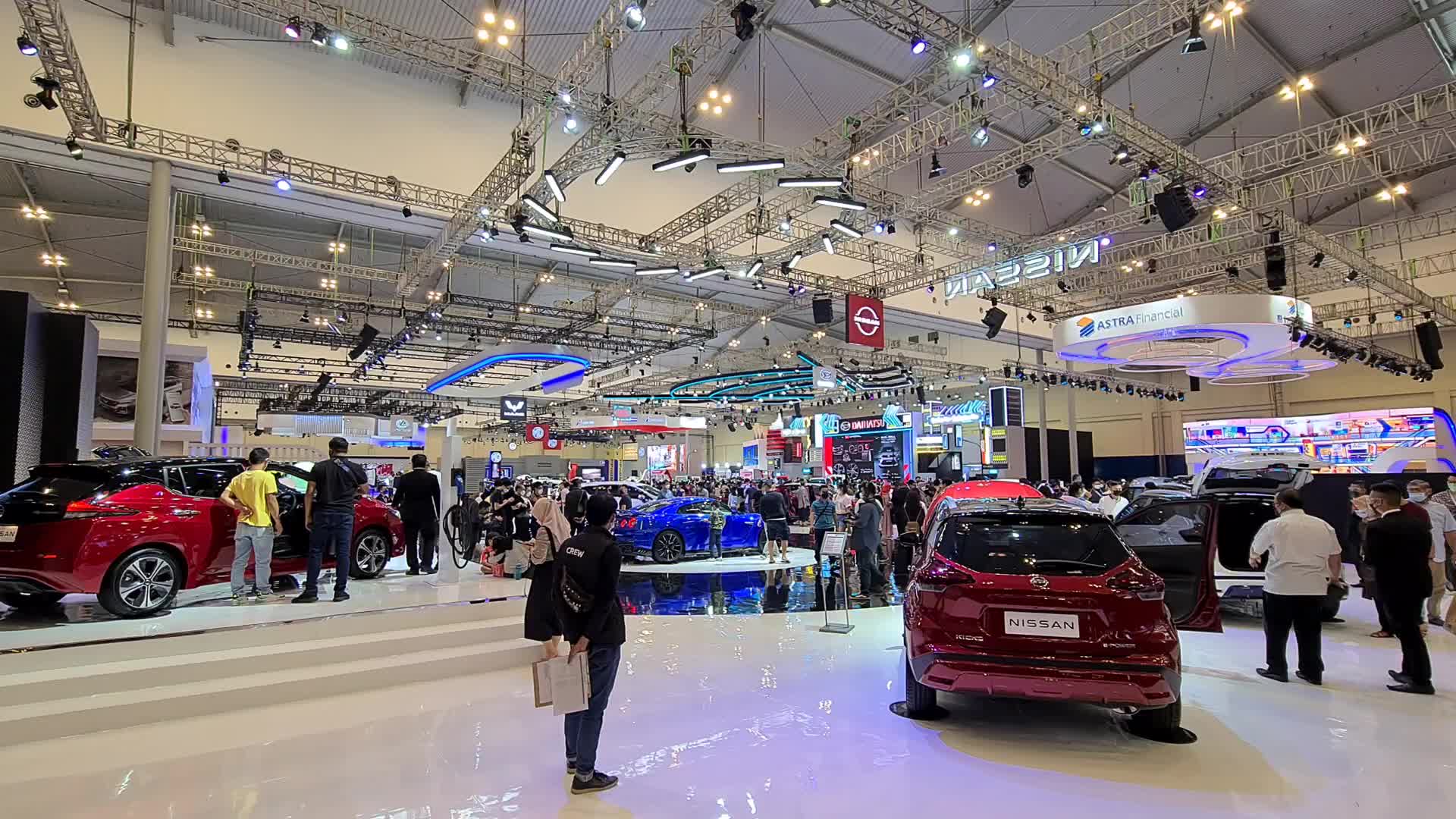 Indonesian Car Exhibition Amid The Covid-19 Pandemic