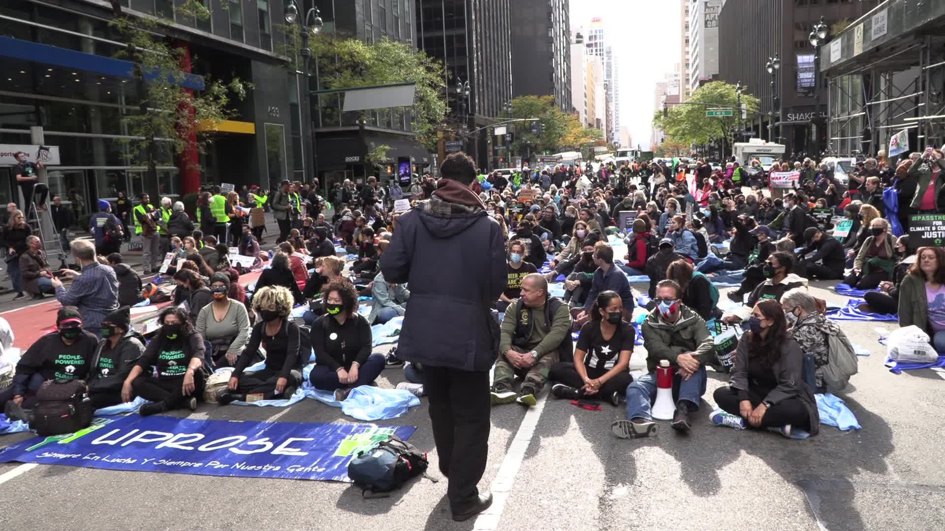 NYC: Climate Protesters Block Traffic in Front of Governor's Office