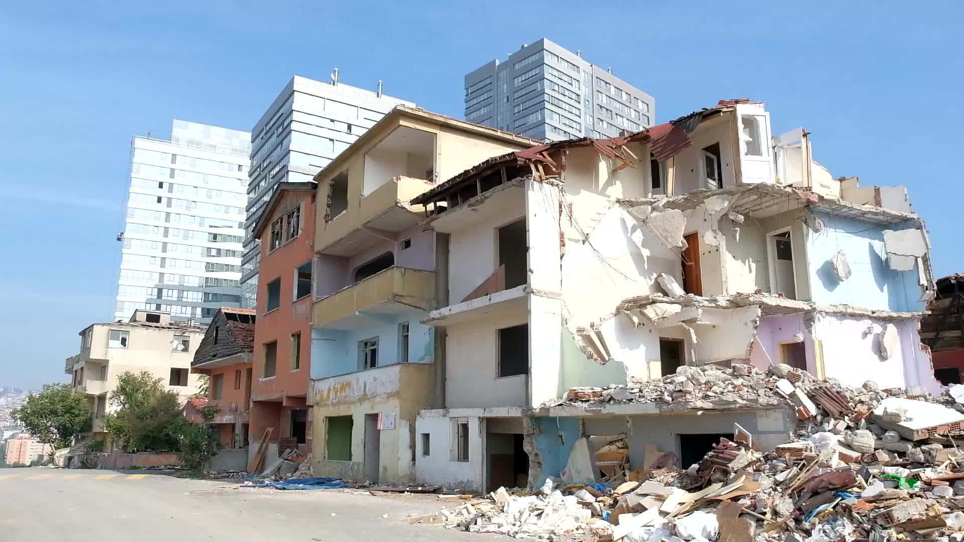 Urban Transformation In Fikirtepe