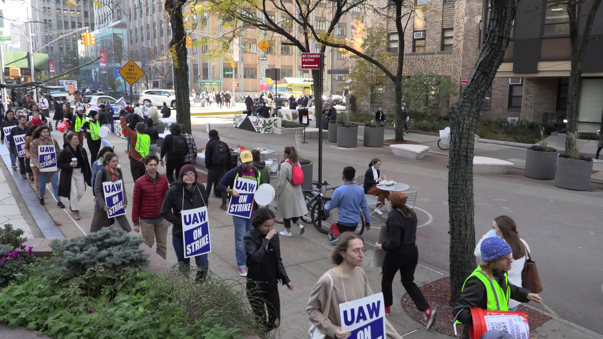 NYC: Student Workers of Columbia Strike