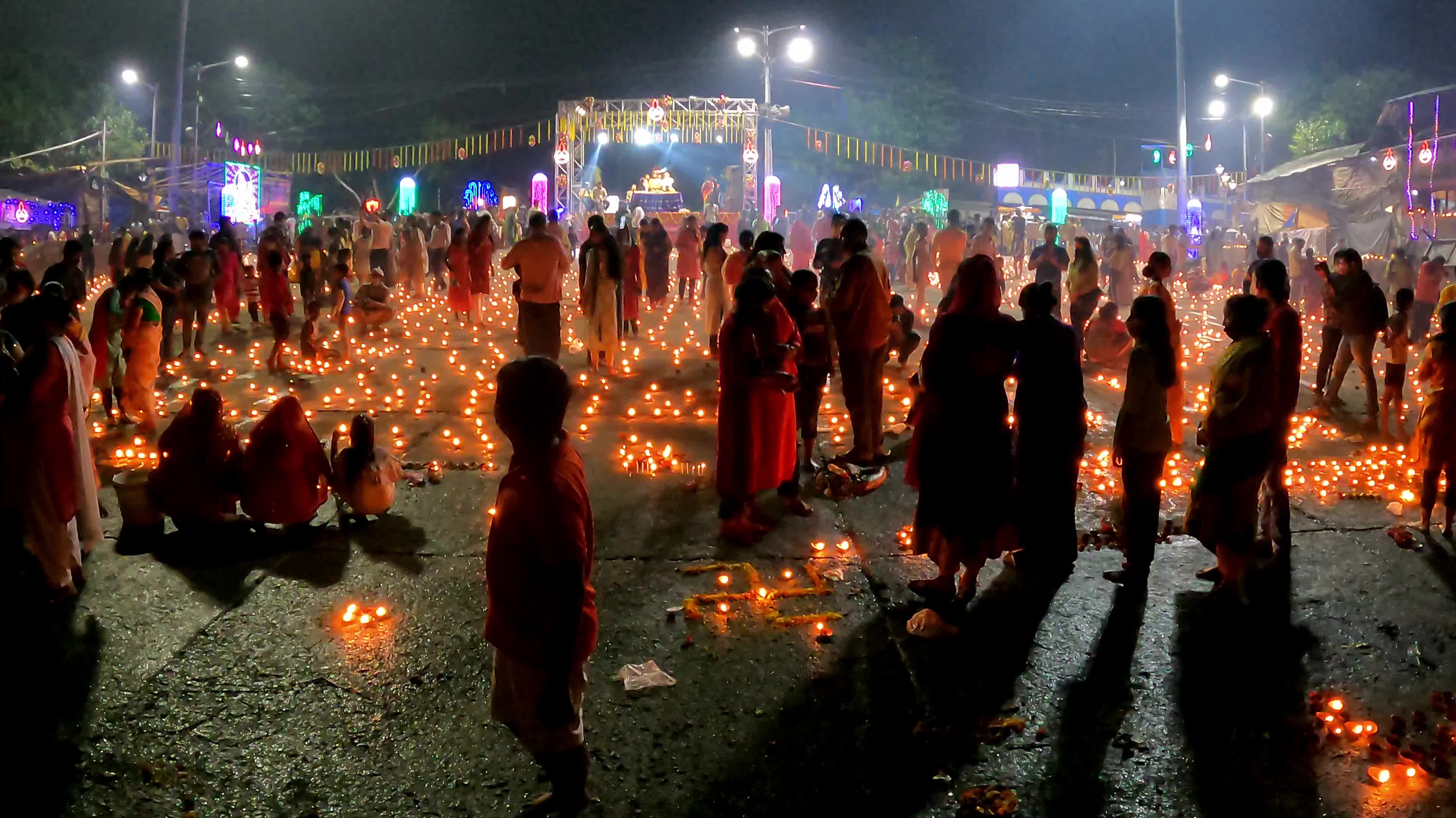 Dev Deepawali Festival In Kolkata
