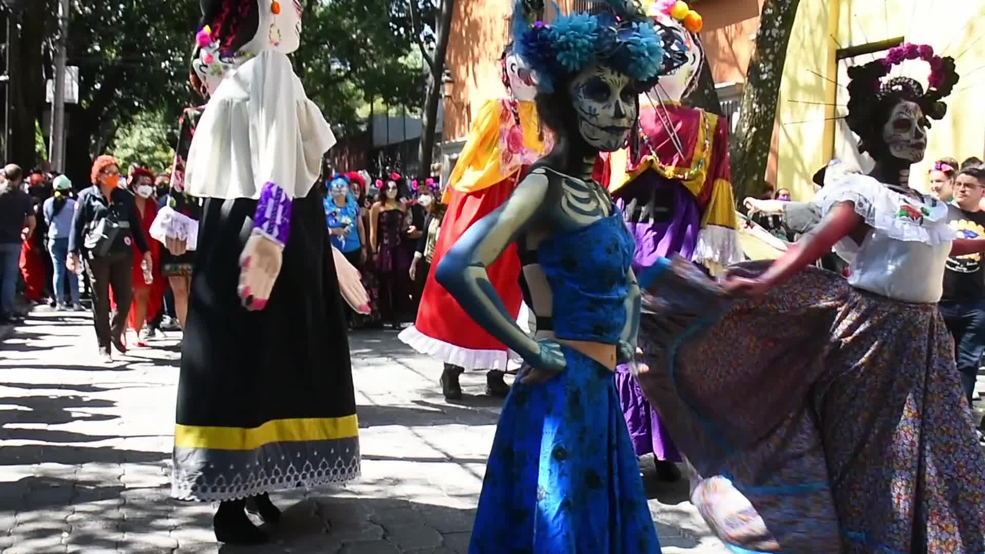 'Catrinas And Skulls' Mexican Day of The Dead Parade