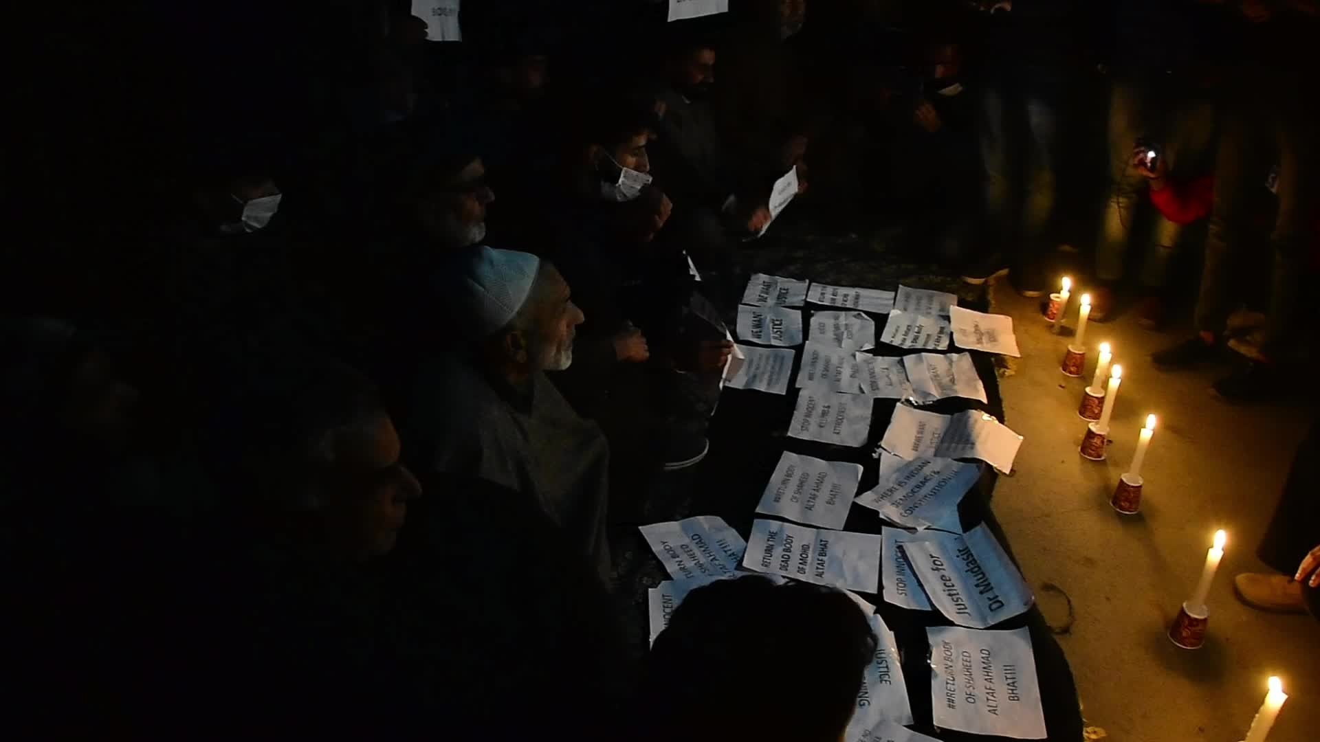 Hyderpora Encounter: Families Of Slain Stage Protests, Demand Mortal Remains