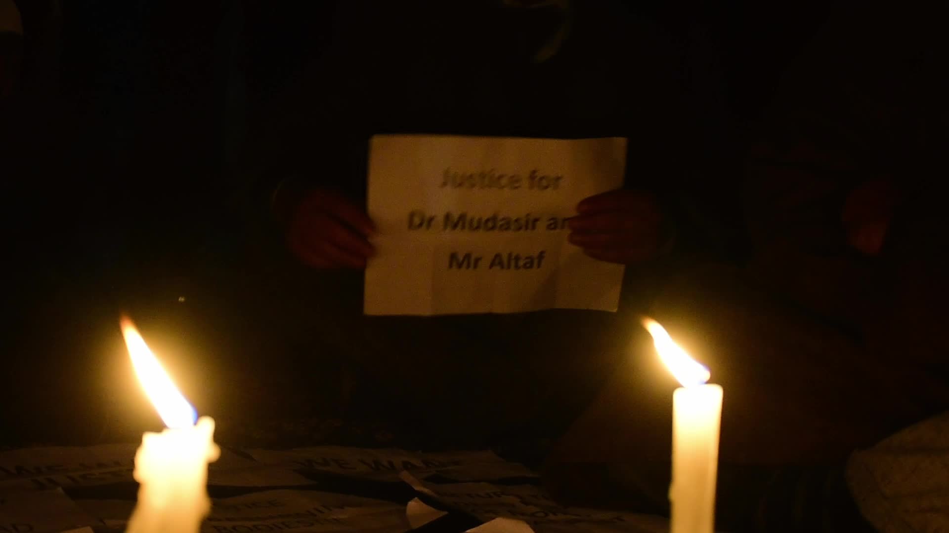 Hyderpora Encounter: Families Of Slain Stage Protests, Demand Mortal Remains