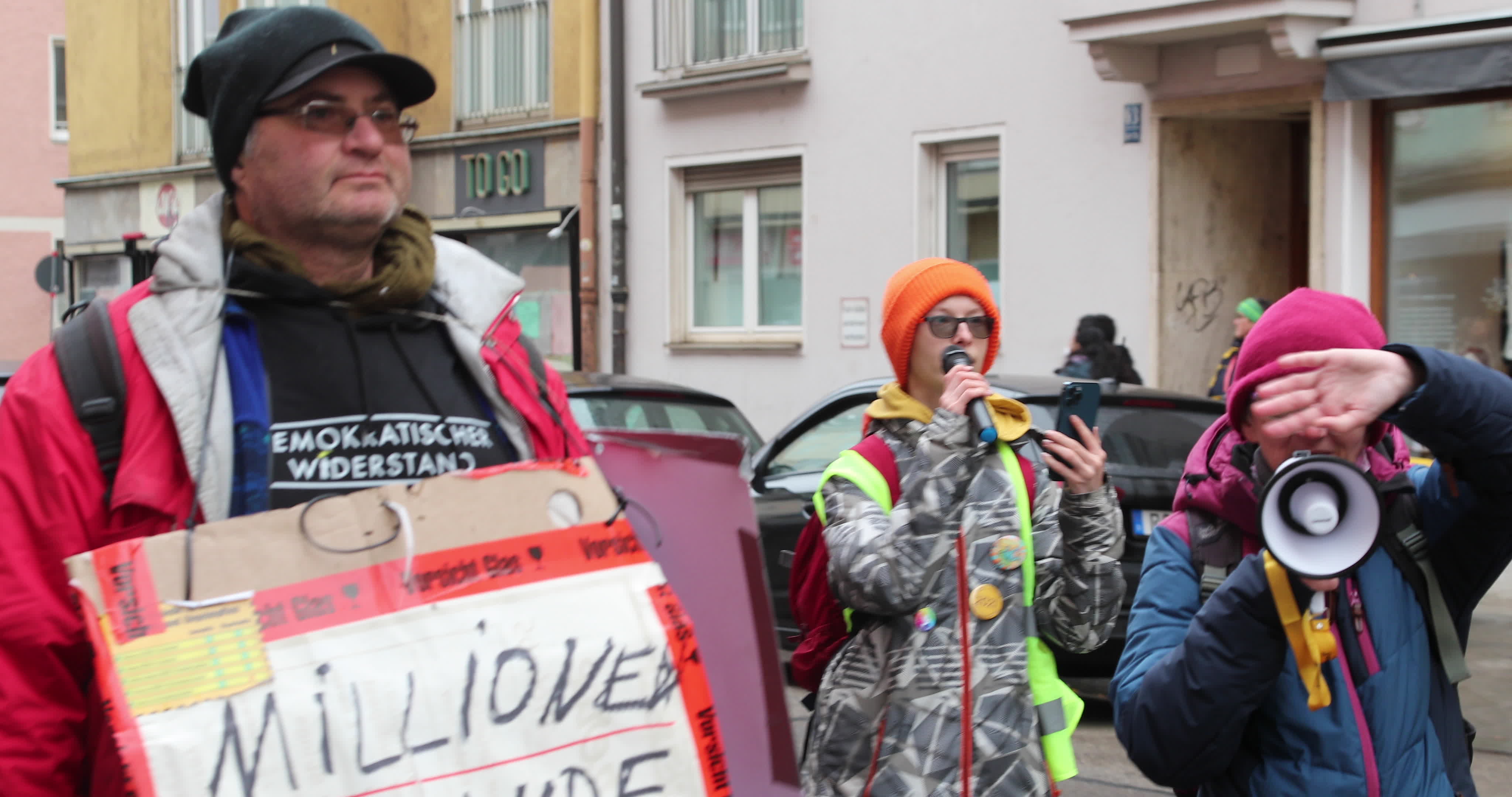 Lateral Thinkers Demonstrate against vaccinations in Munich, Germany