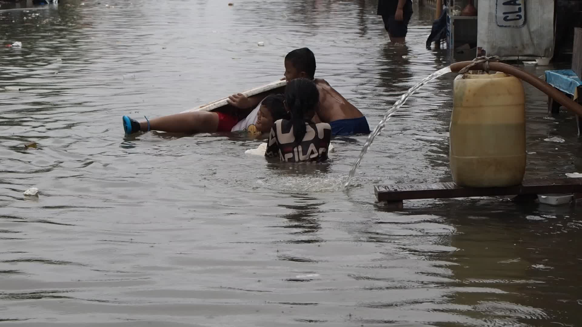 Tidal Flood Hit The North of Jakarta