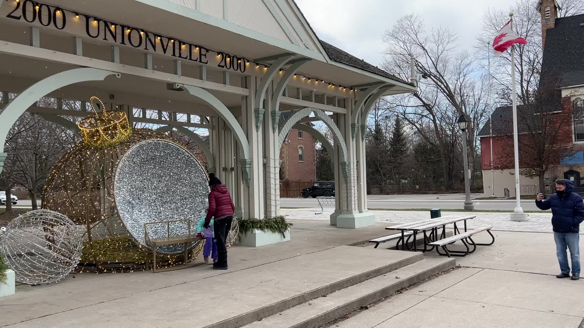 Christmas Decorations In Unionville