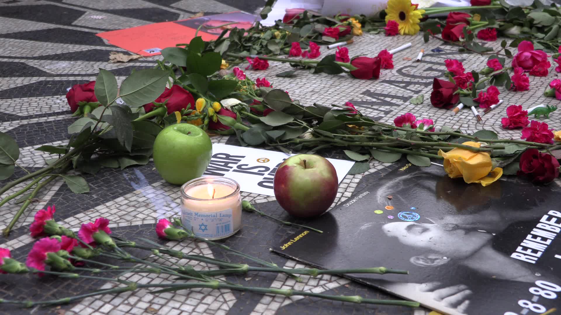 NYC: John Lennon Strawberry Fields memorial