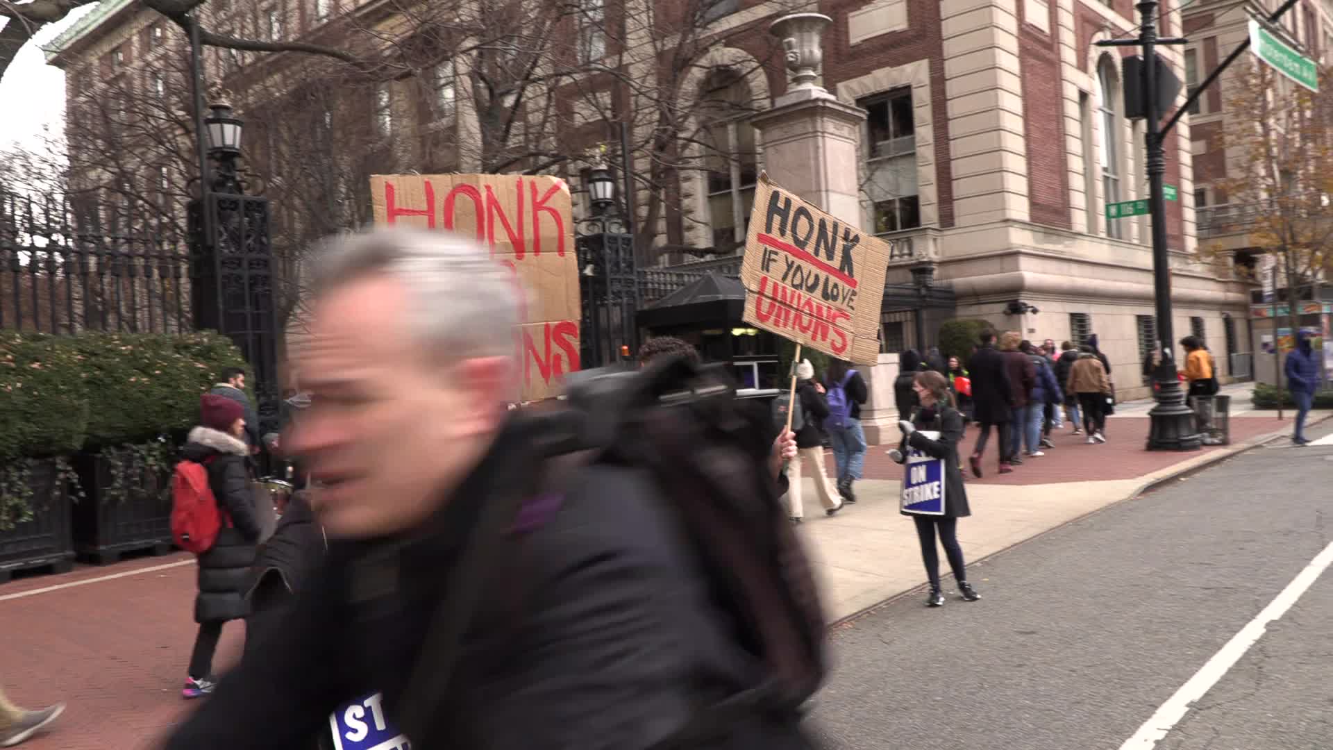 NYC: Columbia University Students Shut-Down Campus