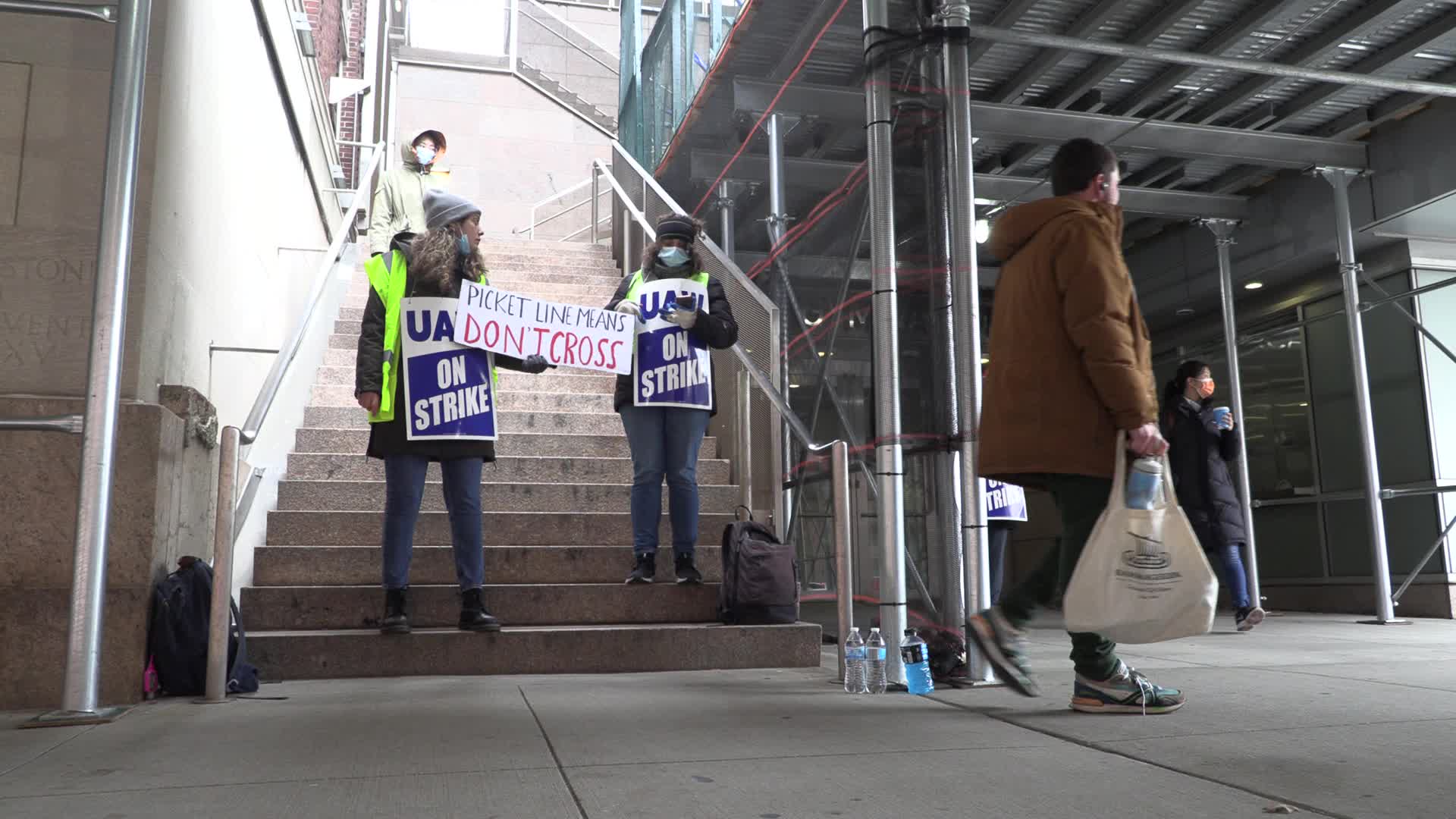 NYC: Columbia University Students Shut-Down Campus